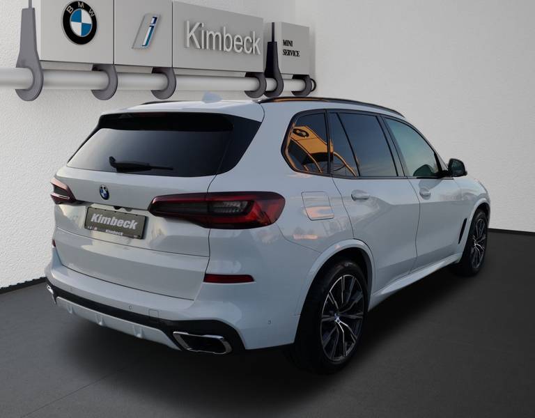 BMW X5 xDrive30d M SPORT ACC AHK Panorama Standheiz.