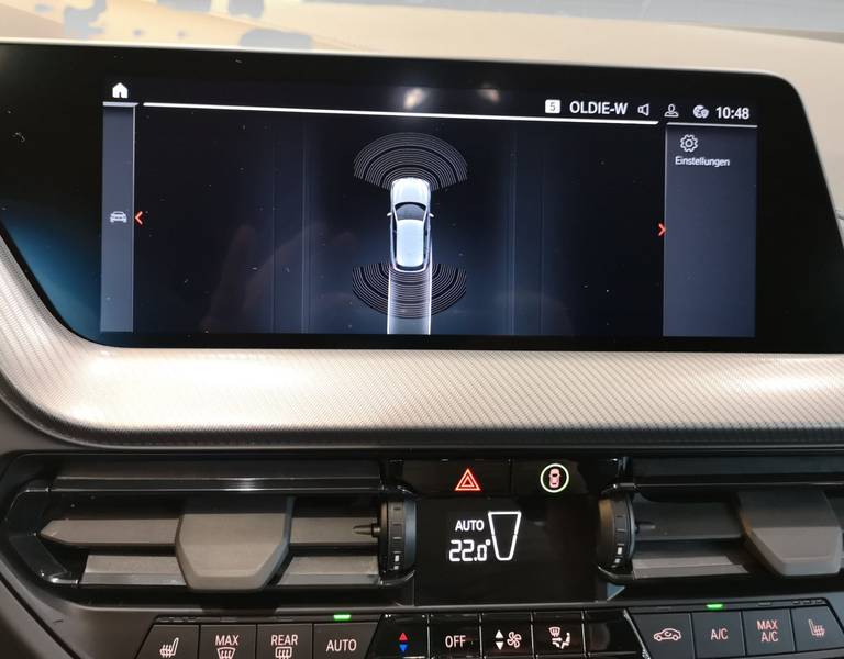 BMW 118i M SPORT LED Navi Klima PDC 2 Jahre Garantie