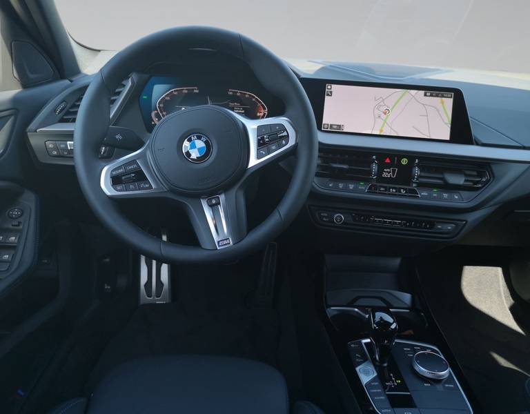 BMW 118i M SPORT LED Klima Navi PDC HiFi DAB