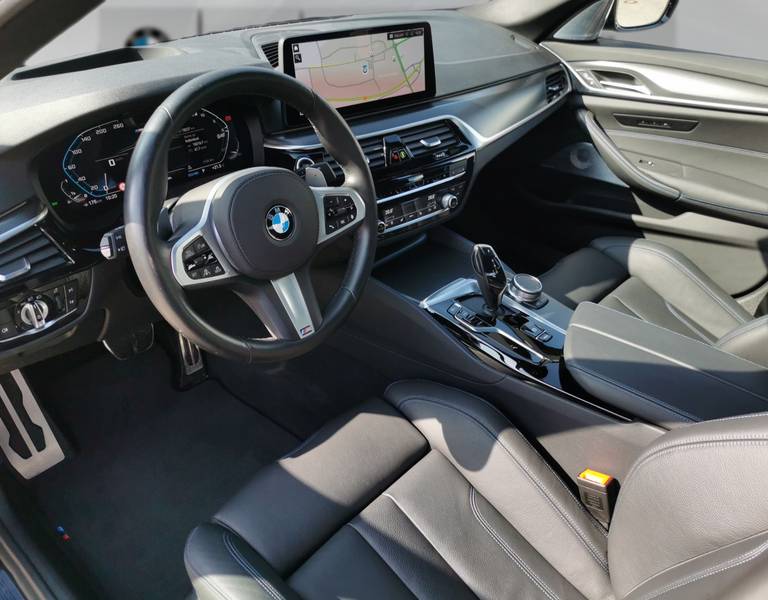 BMW M550i xDrive Panorama ACC AHK Multifunktionssitz