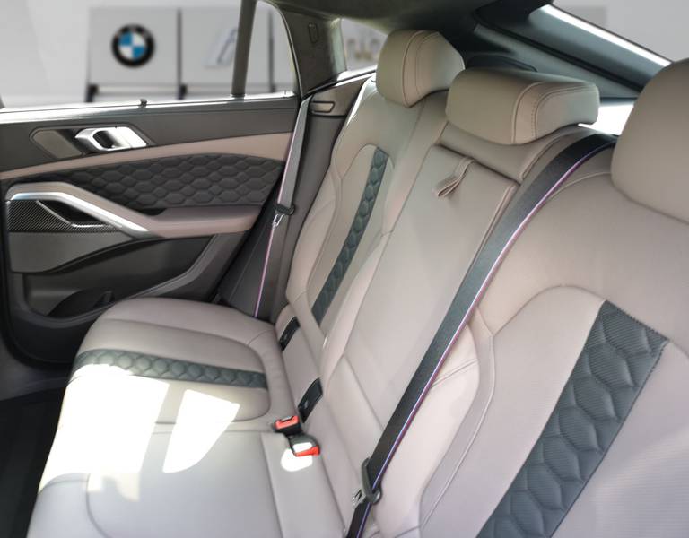 BMW X6 M INDIVIDUAL Sitzmassage/bel