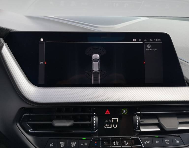 BMW 118i M SPORT LED Navi Klima PDC HiFi DAB