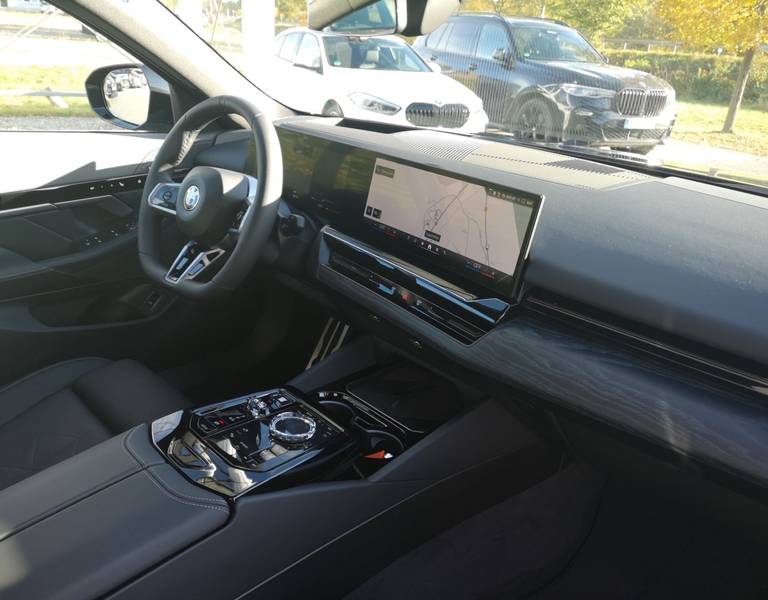 BMW 520d Limousine M SPORT Komfortstiz Sitzbelüftung