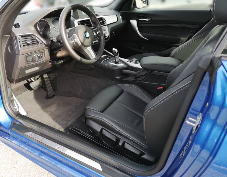 BMW 218i Cabrio M SPORT Navi Leder PDC 2J Garantie