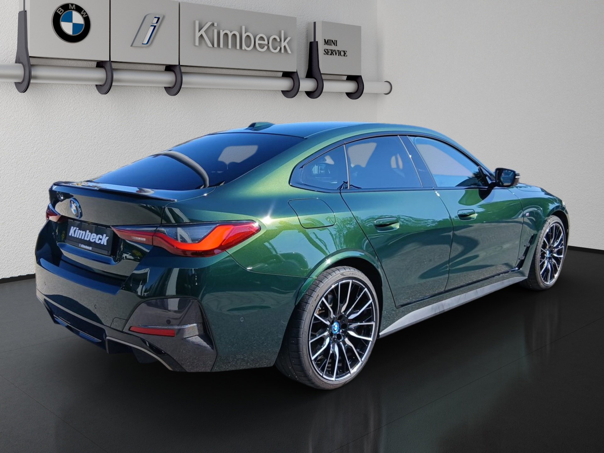 BMW i4 M50 Gran Coupé M SPORT M Carbon Exterieur H&K i4 M50 Gran Coupé M SPORT M Carbon Exterieur H&K (Bild 2)