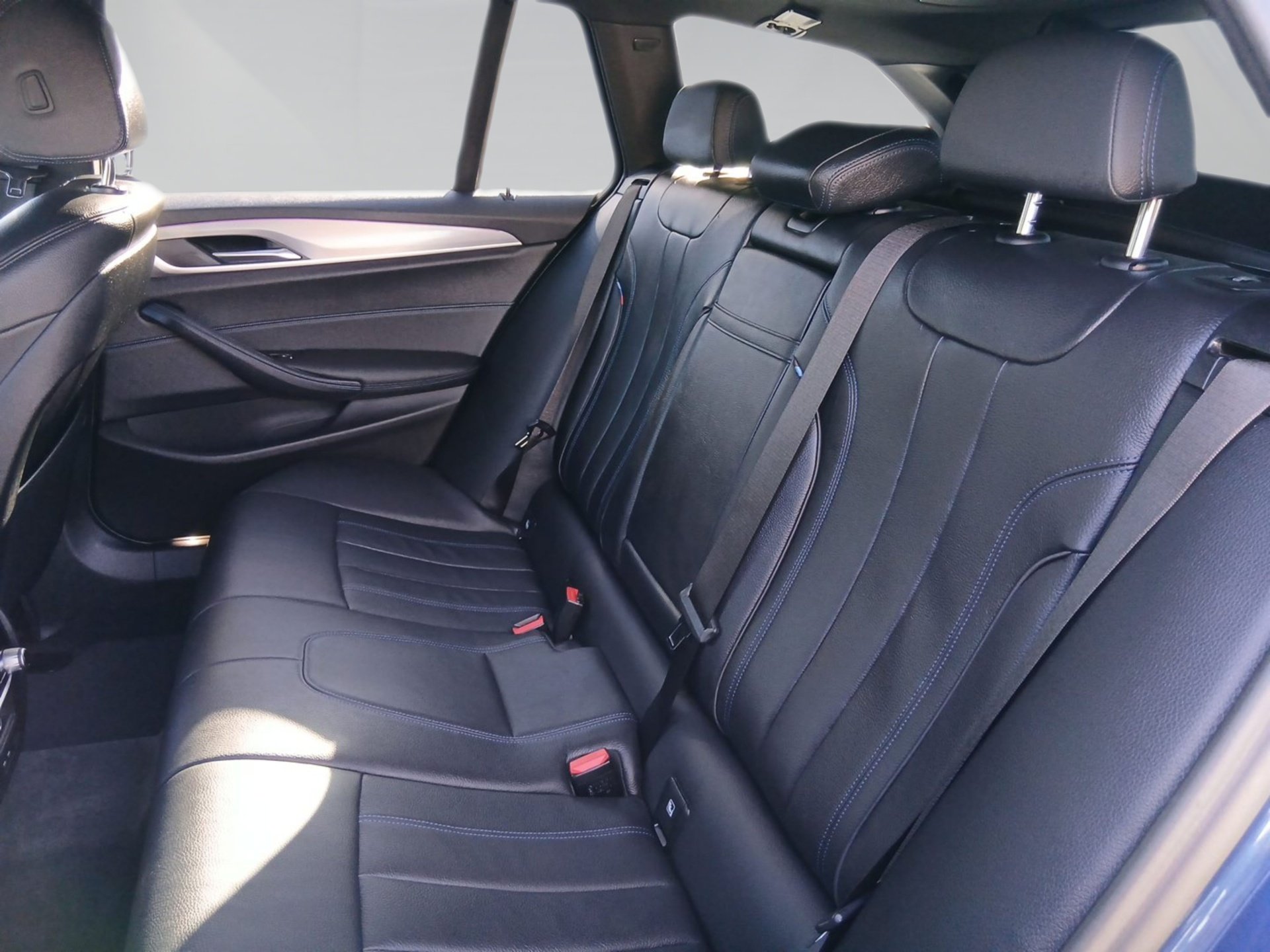 Bild 7 BMW 520d xDrive Touring M SPORT Laser HeadUp Standhzg