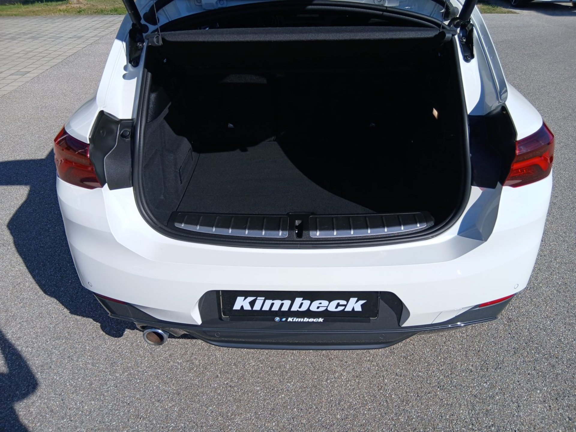 Bild 10 BMW X2 xDrive25e M SPORT HeadUp ACC ParkAss KeyLess