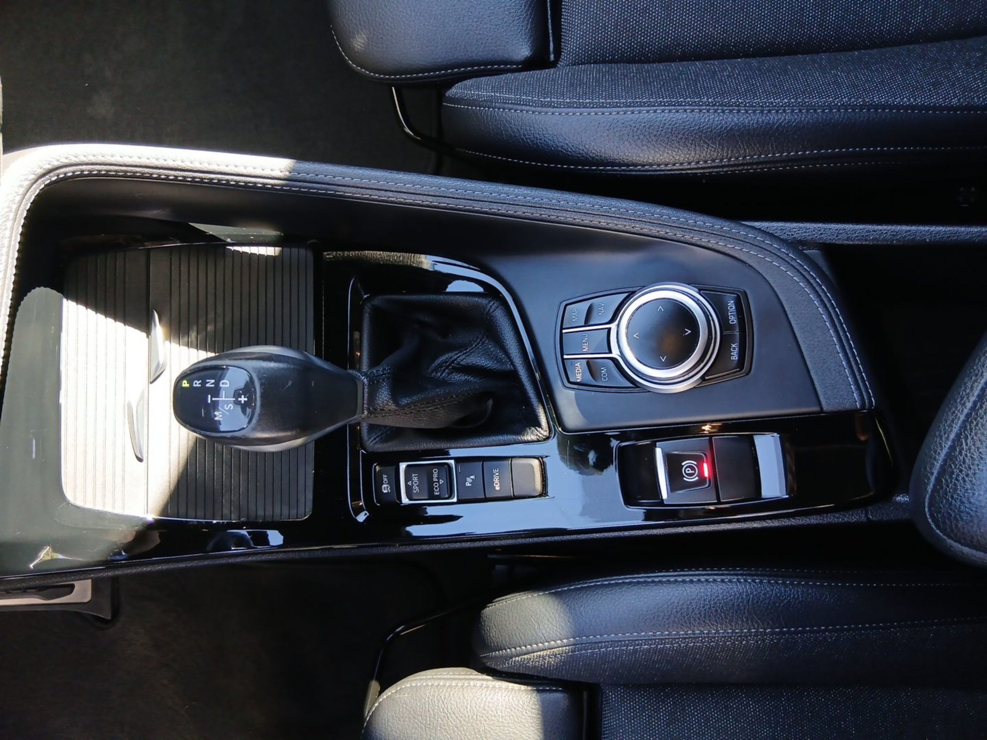 Bild 11 BMW X2 xDrive25e M SPORT HeadUp ACC ParkAss KeyLess