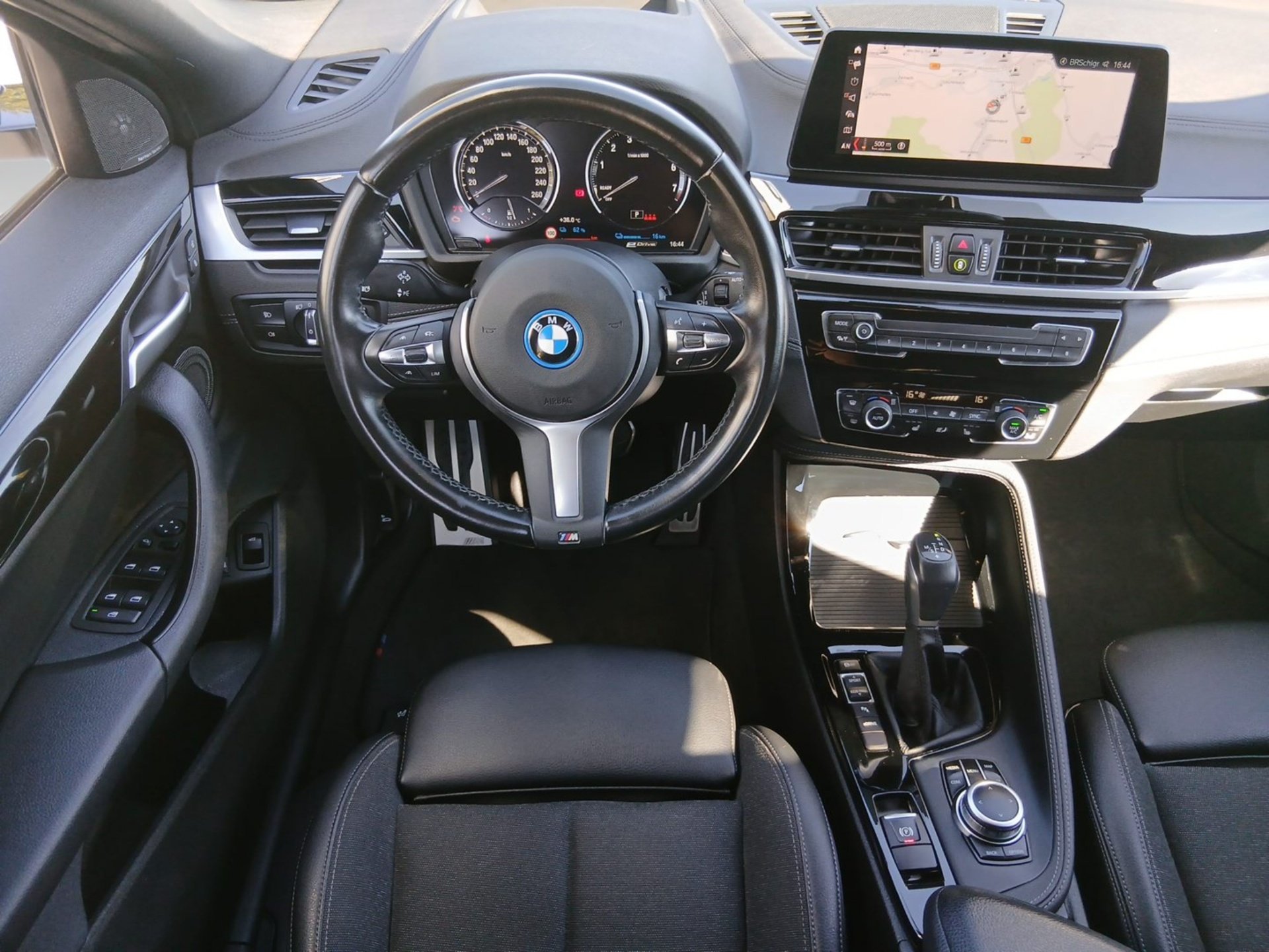 Bild 6 BMW X2 xDrive25e M SPORT HeadUp ACC ParkAss KeyLess