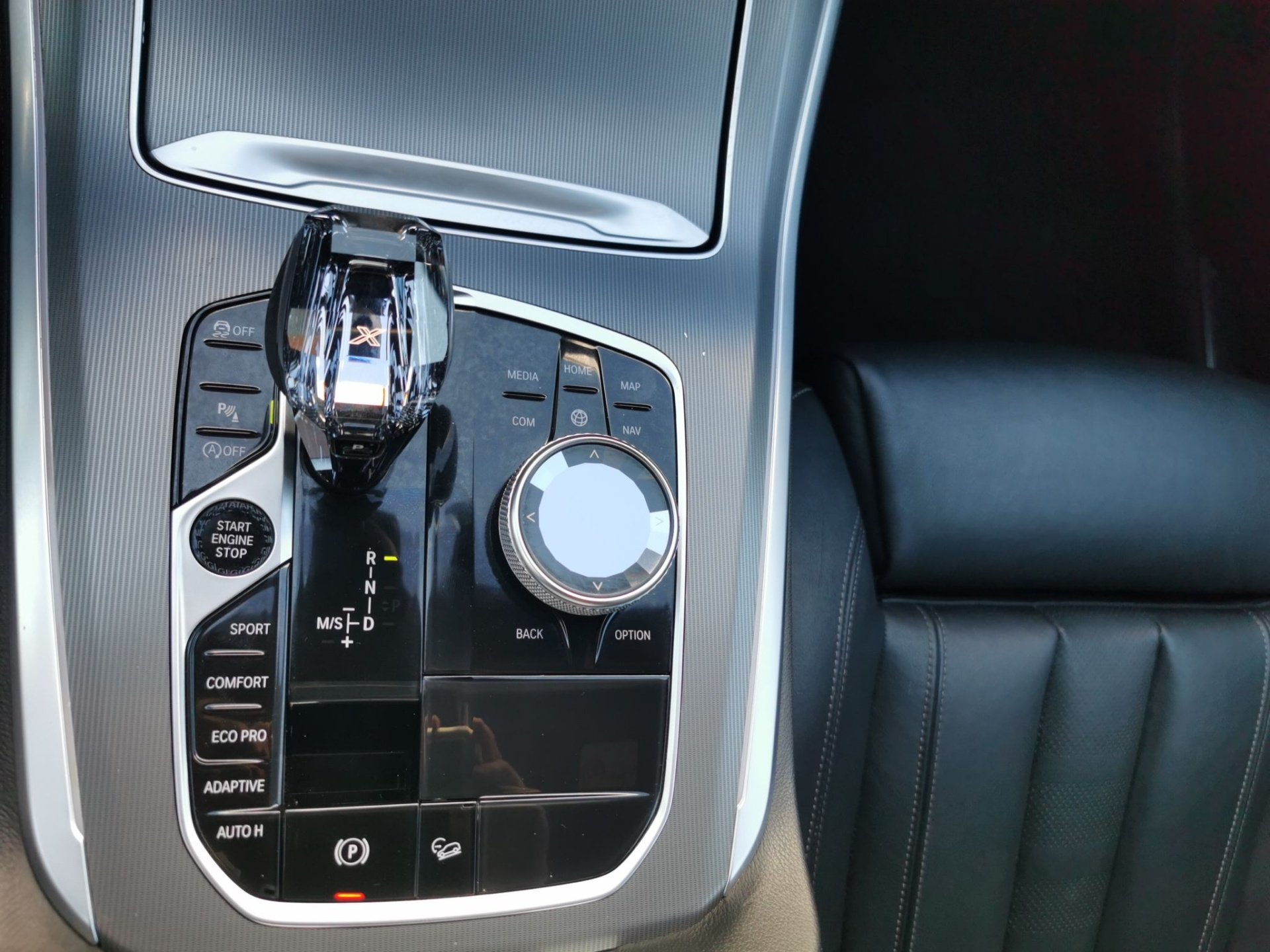 Bild 11 BMW X5 xDrive30d M SPORT HeadUp SoftClose Gestik AHK