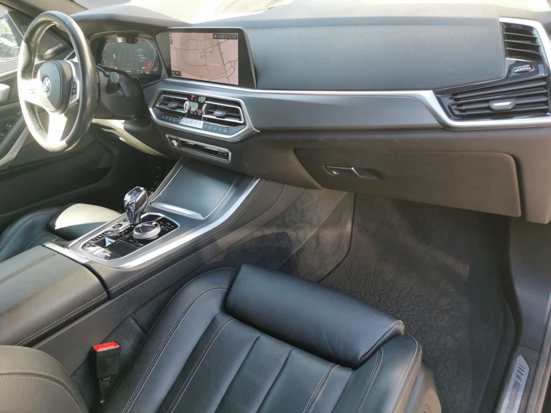 Bild 5 BMW X5 xDrive30d M SPORT HeadUp SoftClose Gestik AHK
