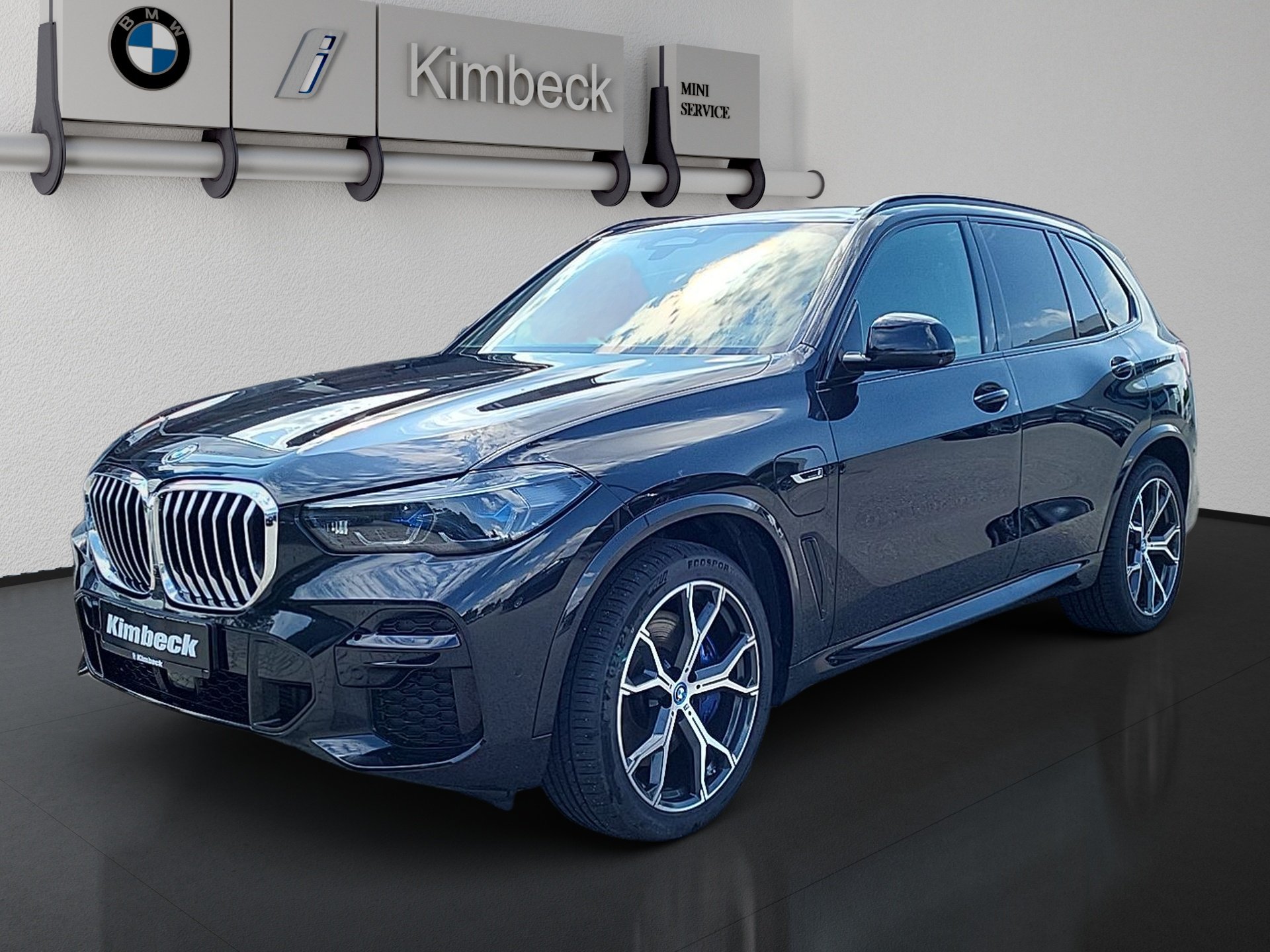 Bild 1 BMW X5 xDrive45e M SPORT Pano Luftfed AHK Allradlenk
