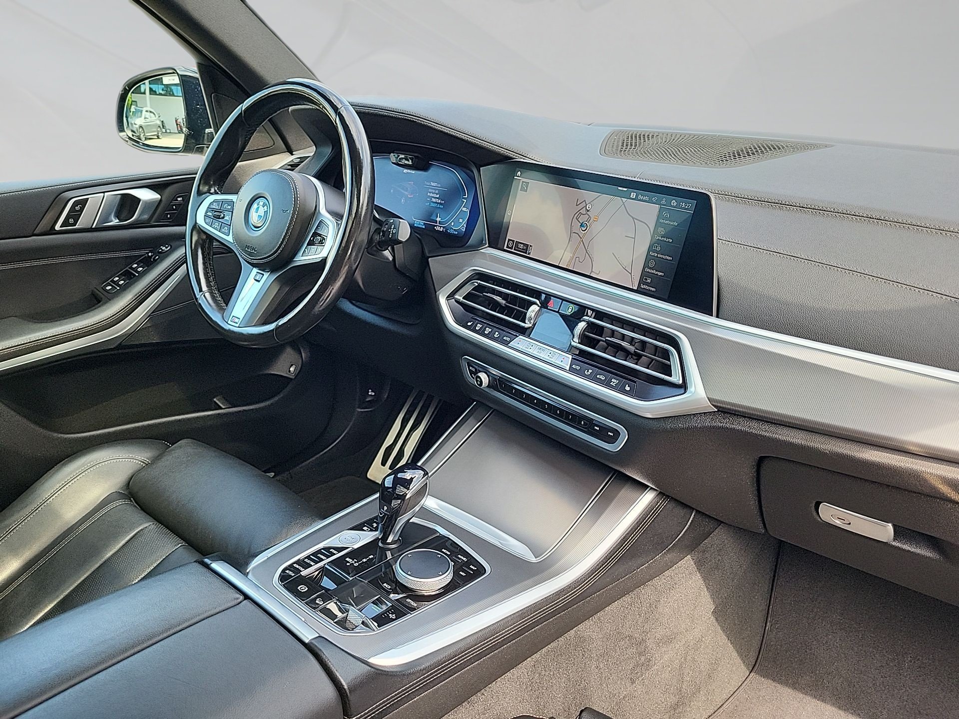 Bild 5 BMW X5 xDrive45e M SPORT Pano Luftfed AHK Allradlenk