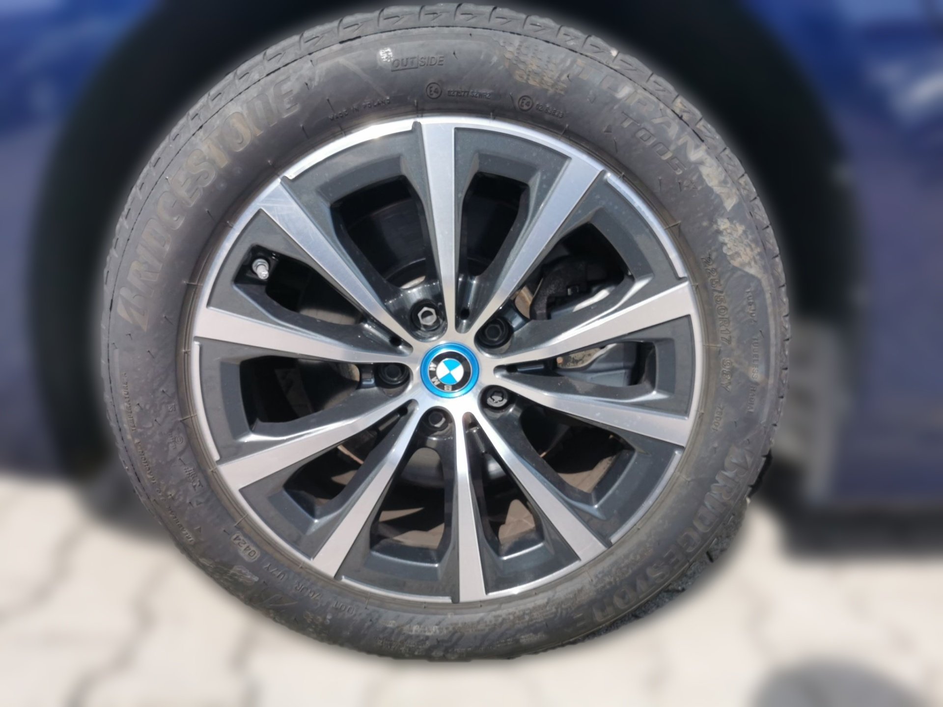 Bild 3 BMW 320e Touring Sport Line Laser ACC 360° Pano HiFi