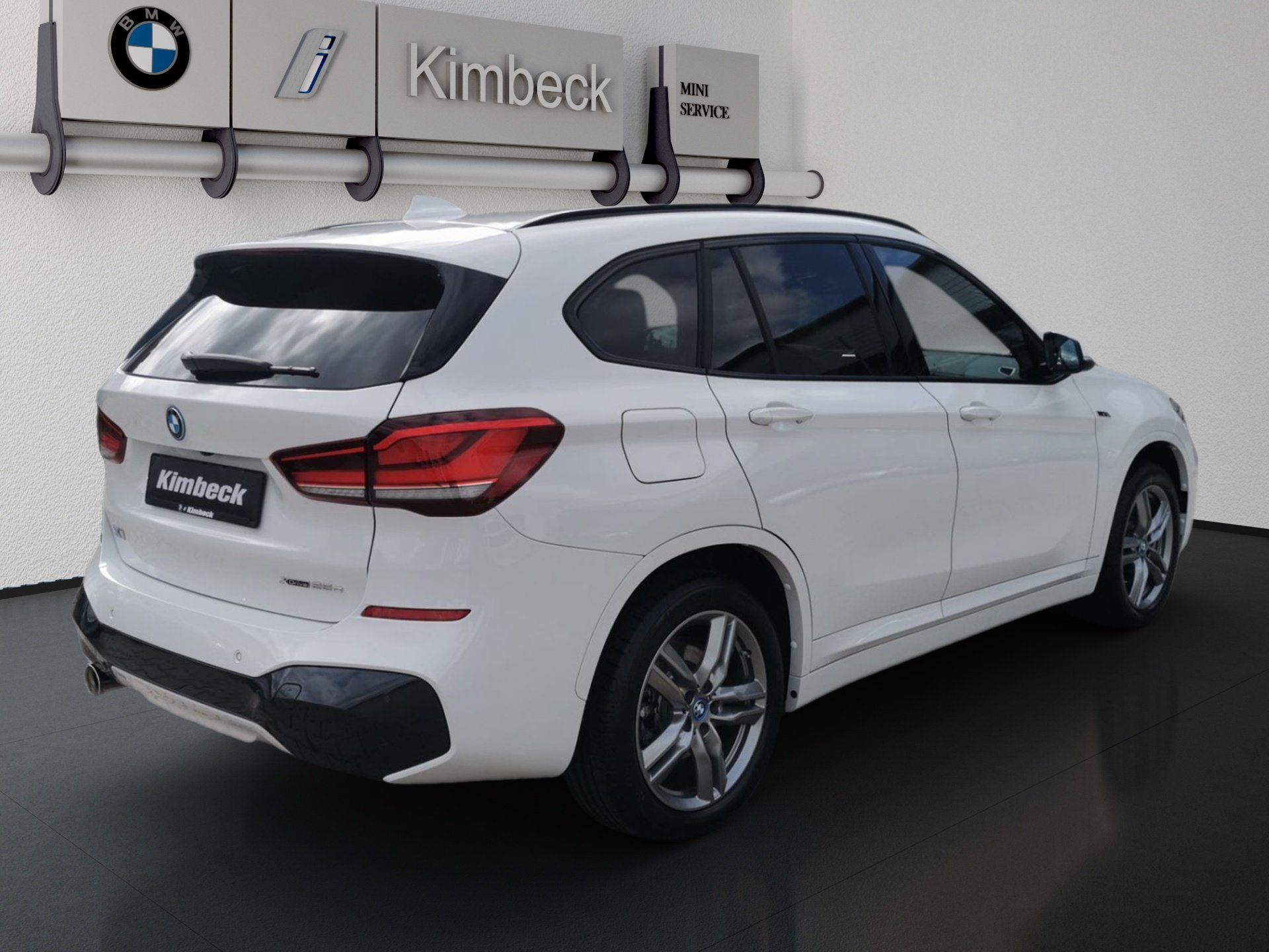 Bild 2 BMW X1 xDrive25e M SPORT LED ACC AHK ParkAss KeyLess