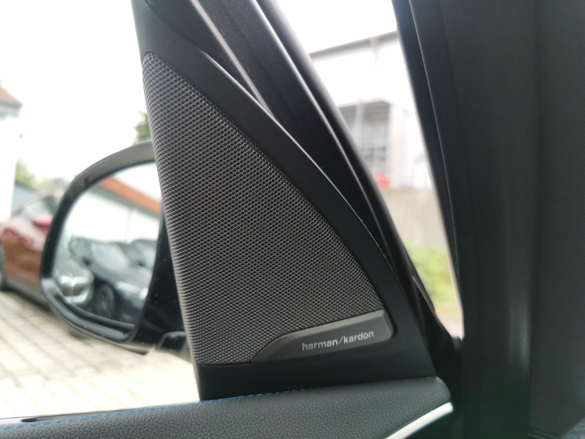 Bild 13 BMW iX3 Impressive LED HeadUp ACC 360° Pano AHK KeyL