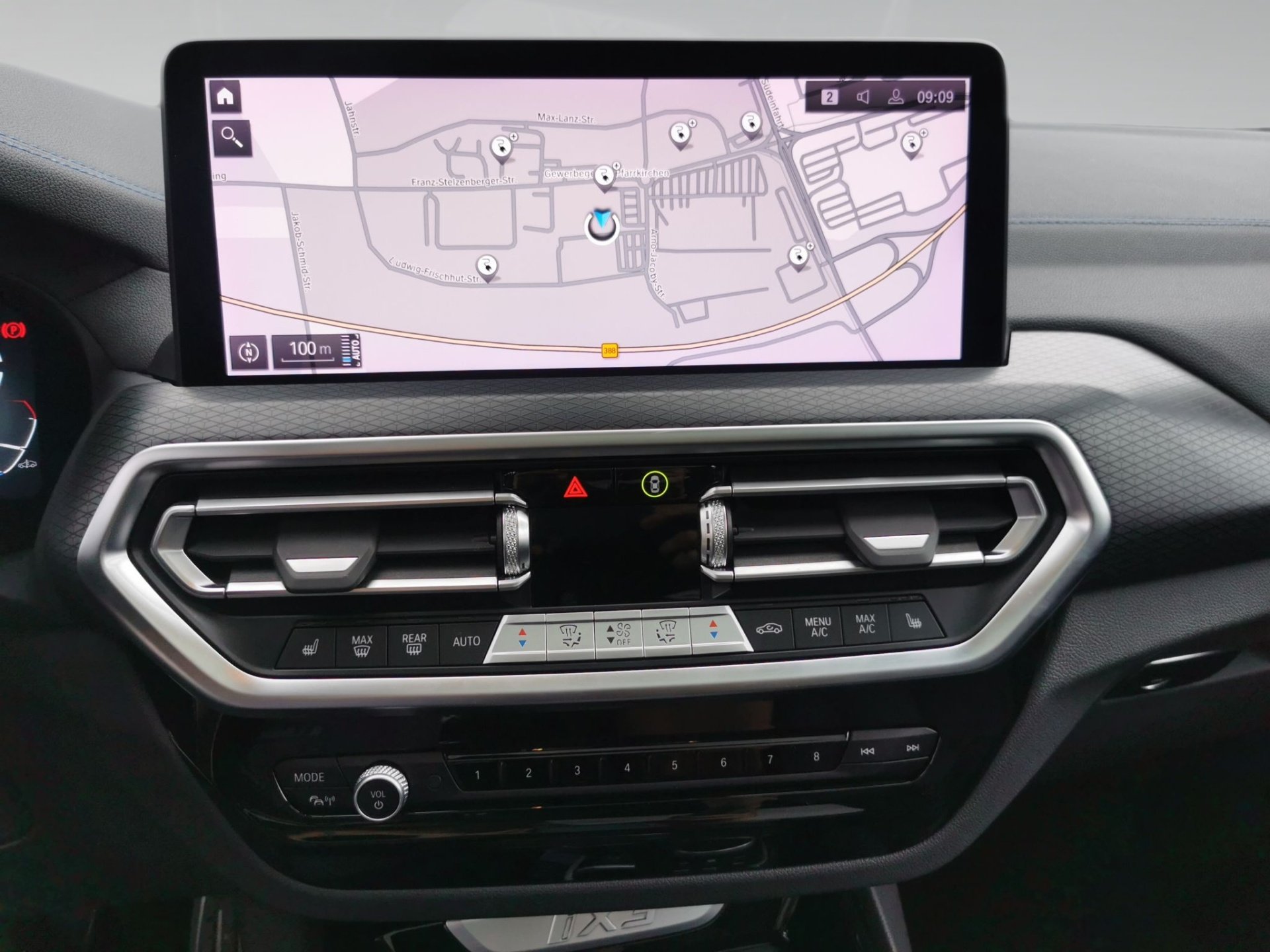 Bild 8 BMW iX3 Impressive LED HeadUp ACC 360° Pano AHK KeyL