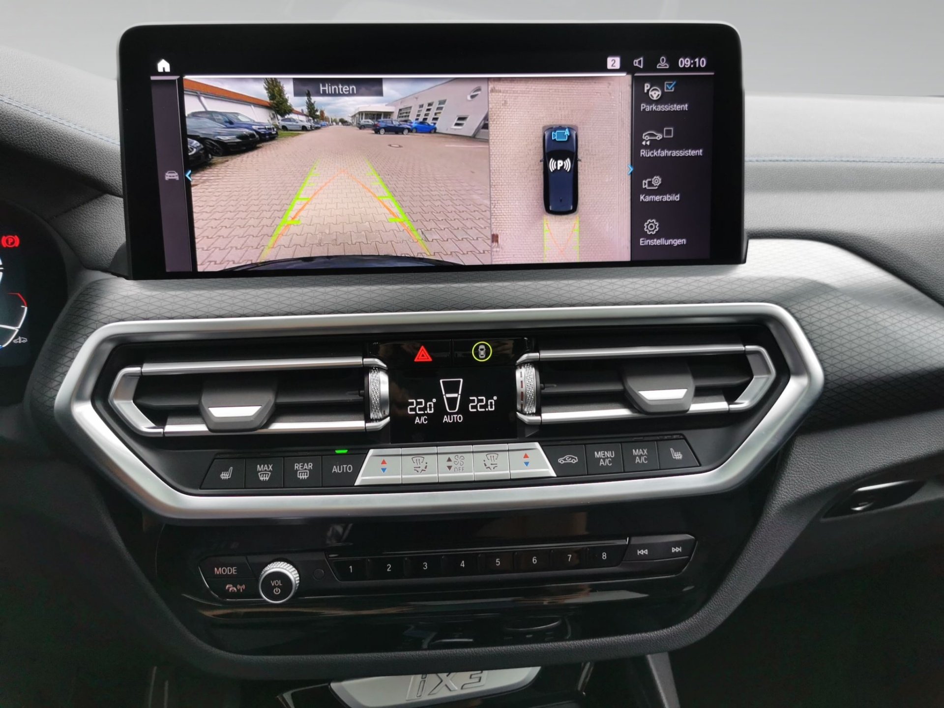 Bild 9 BMW iX3 Impressive LED HeadUp ACC 360° Pano AHK KeyL