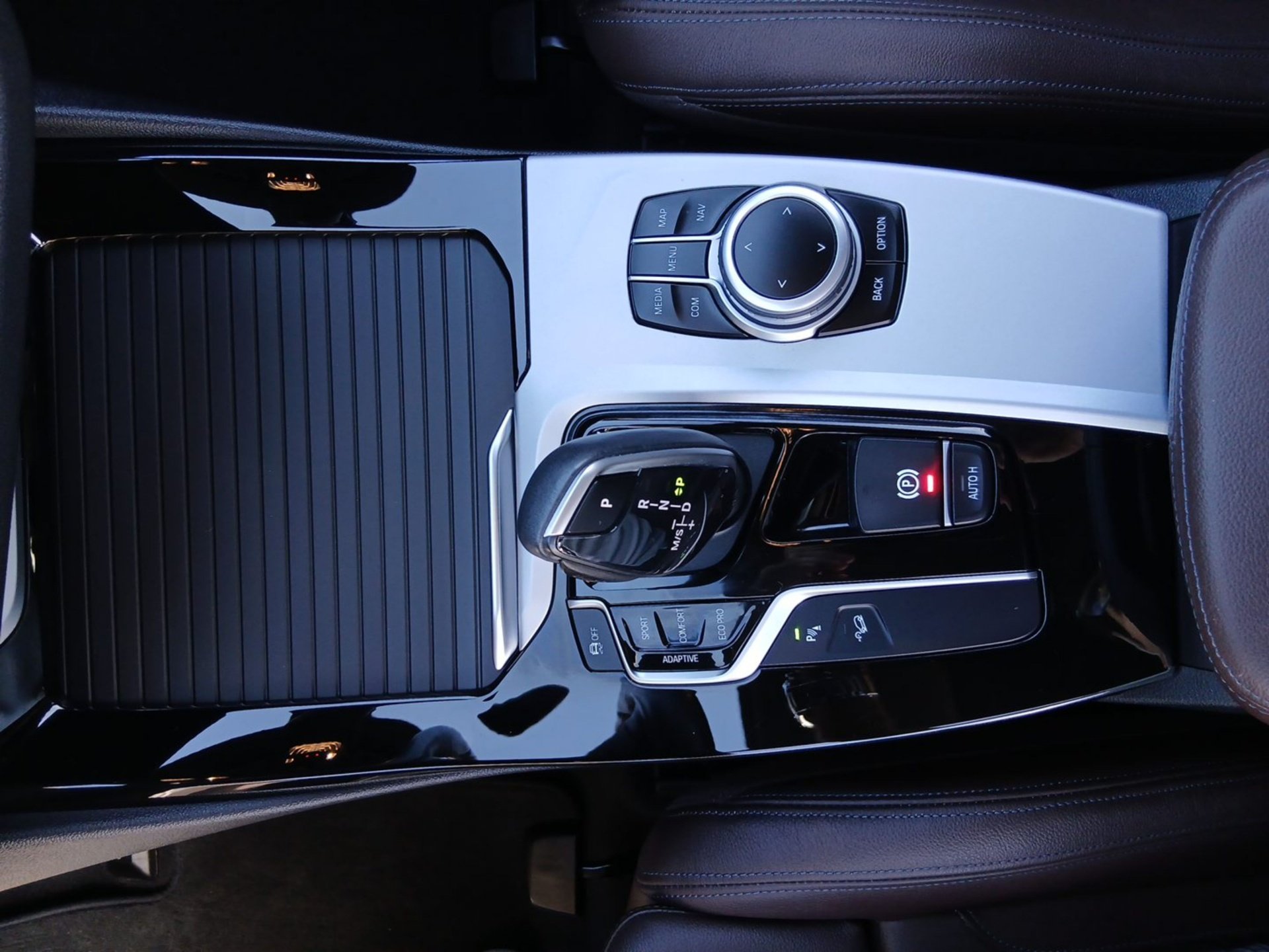 BMW X3 X3 xDrive20d Advantage LED HeadUp ParkAss Lenkhzg (Bild 11)