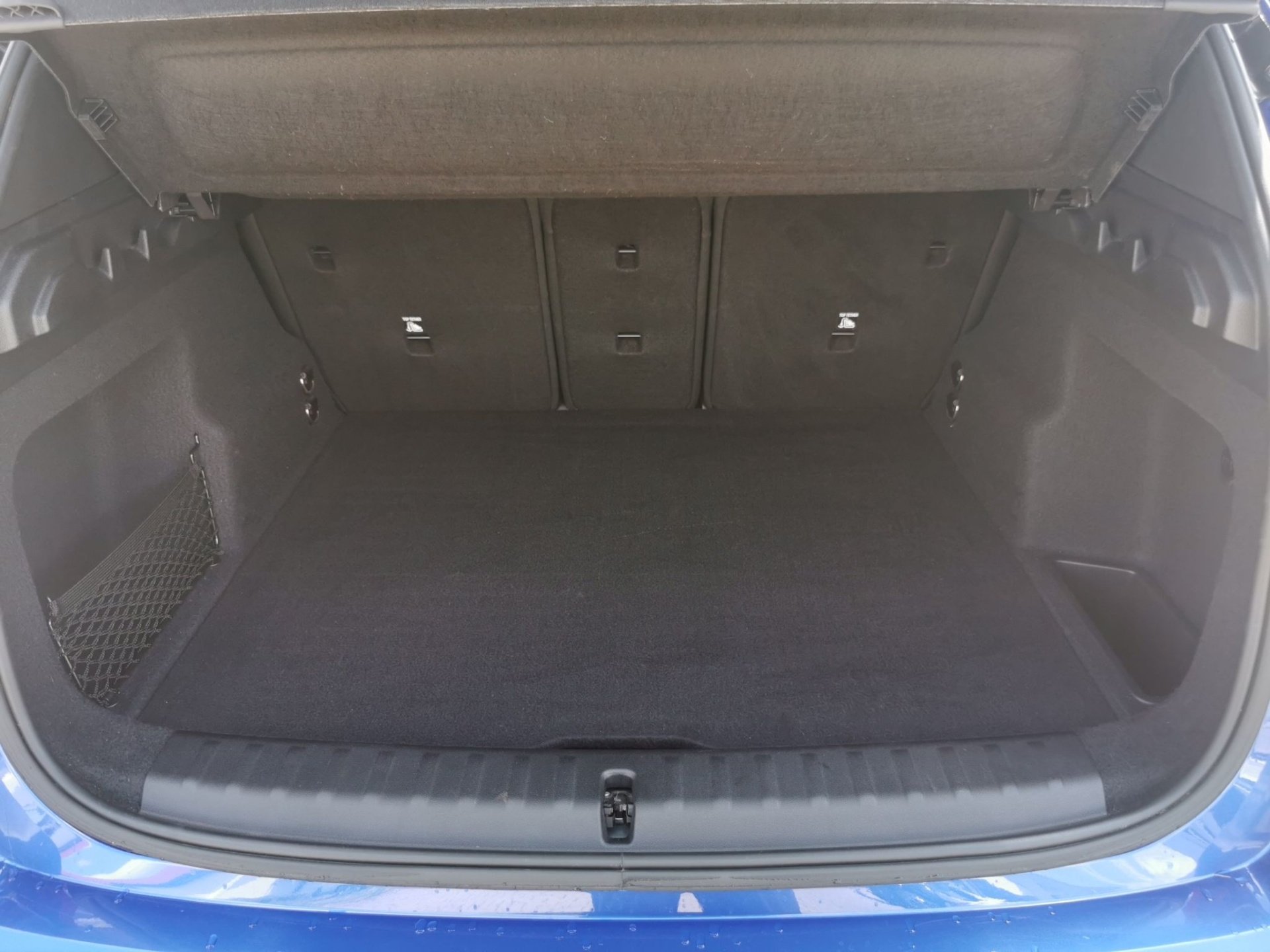 BMW X1 X1 xDrive23i M SPORT LED AHK Pano DrivingAss 360° (Bild 10)