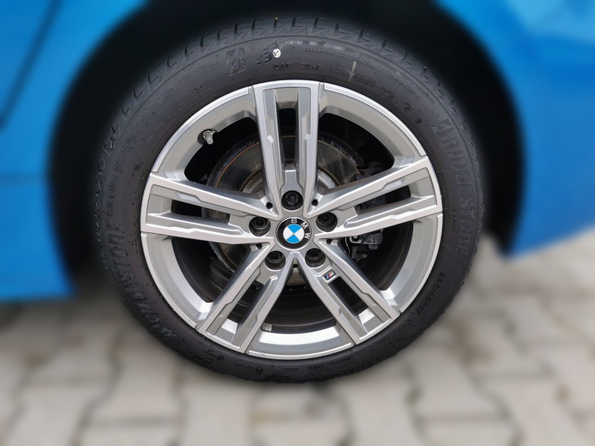 BMW 118i 118i Limousine M SPORT LED Navi PDC ActiveGuard (Bild 3)
