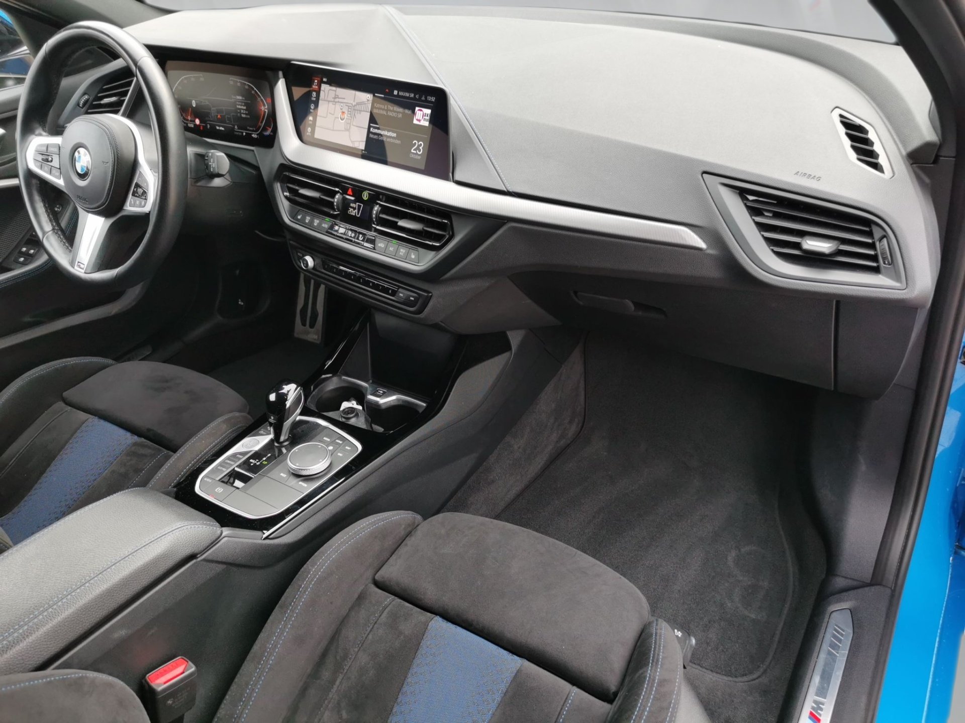 BMW 118i 118i Limousine M SPORT LED Navi PDC ActiveGuard (Bild 5)