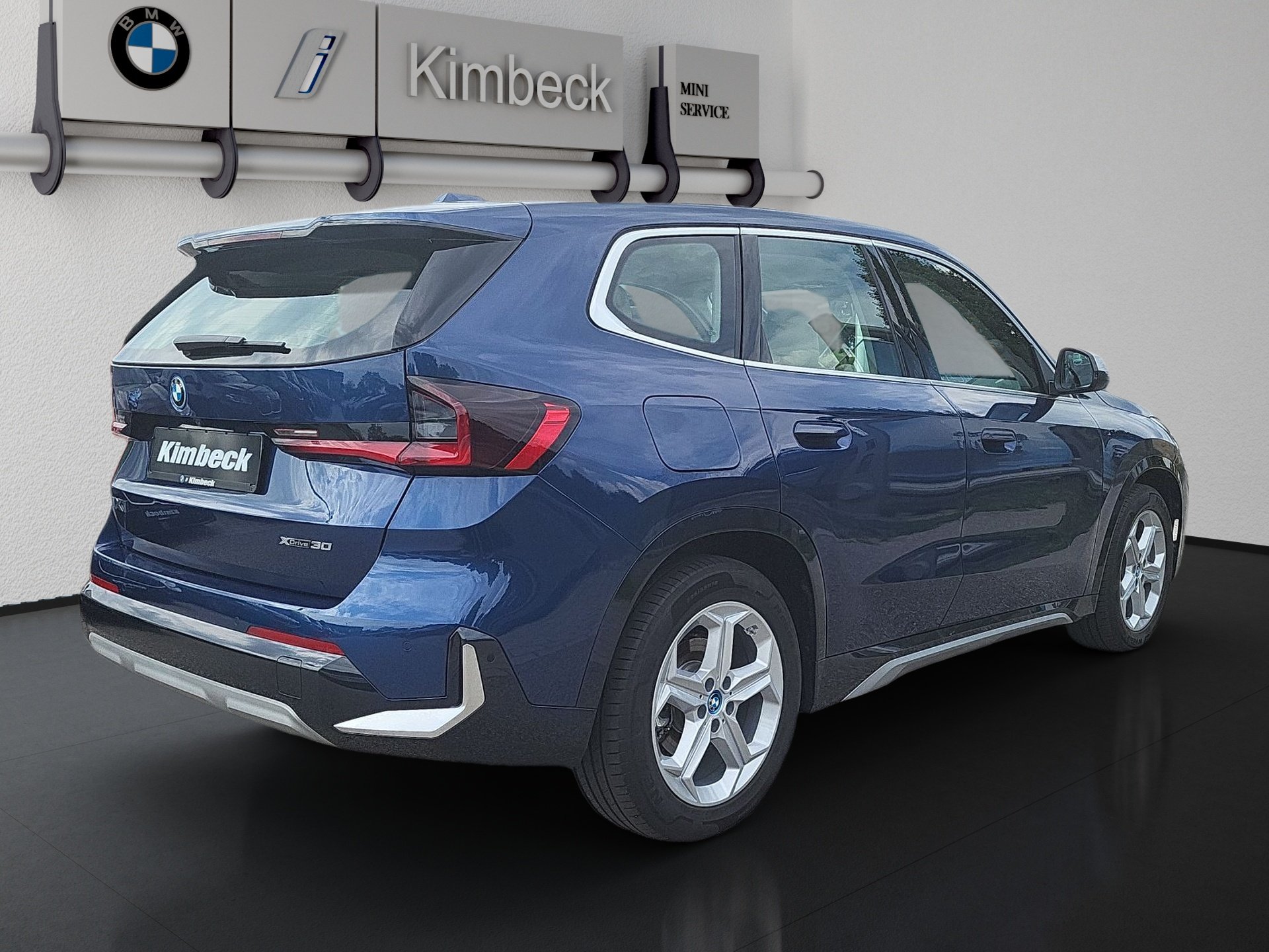 Bild 2 BMW IX1 xDrive30 xLine LED AHK HeadUp 360° KeyLess