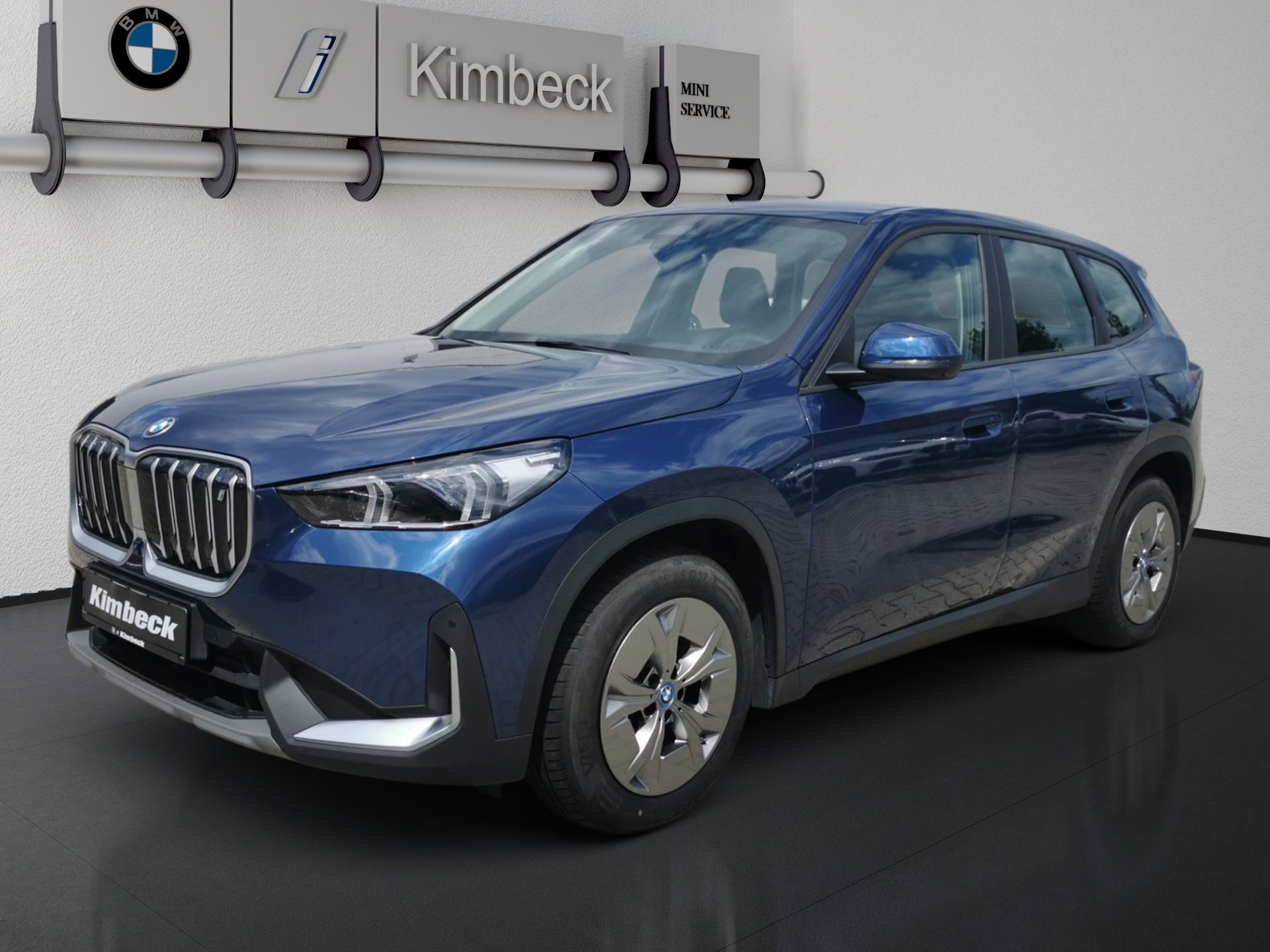 Bild 1 BMW iX1 xDrive30 LED DrivingAssPlus 360° HeadUp KeyLe