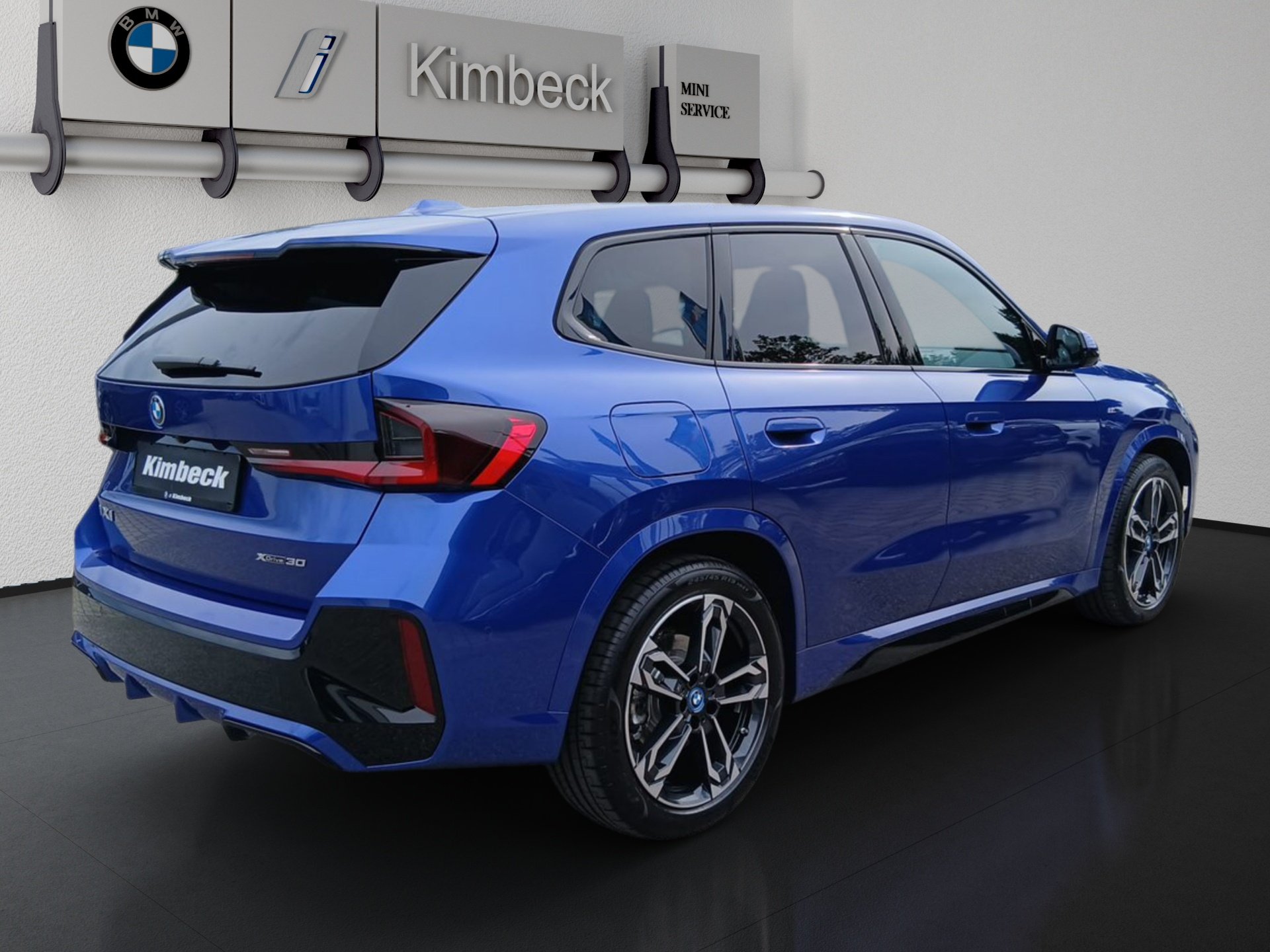 BMW iX1 xDrive30 M SPORT 360° ACC Aktivsitz HeadU AHK iX1 xDrive30 M SPORT 360° ACC Aktivsitz HeadU AHK (Bild 2)