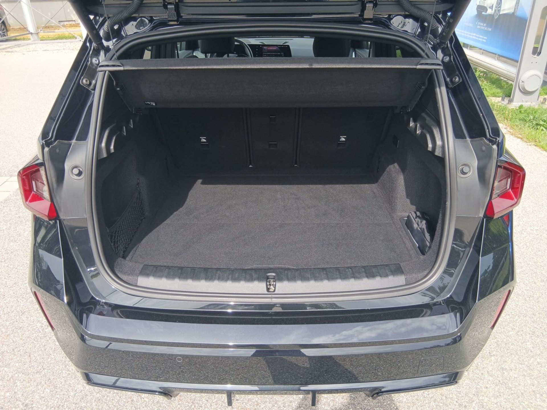 Bild 10 BMW iX1 xDrive30 M SPORT PRO ACC 360° AHK HeadUp LHZ