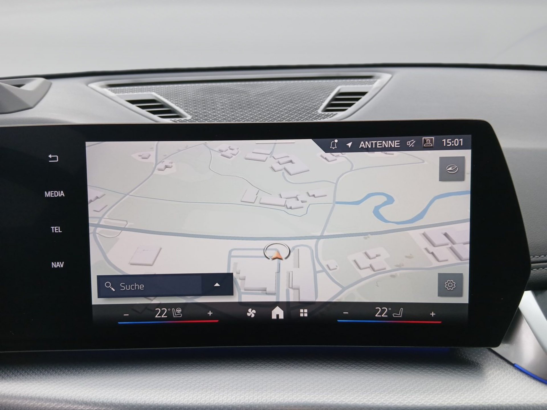 Bild 8 BMW iX1 xDrive30 M SPORT HeadUp AHK 360° ACC Lenkhzg