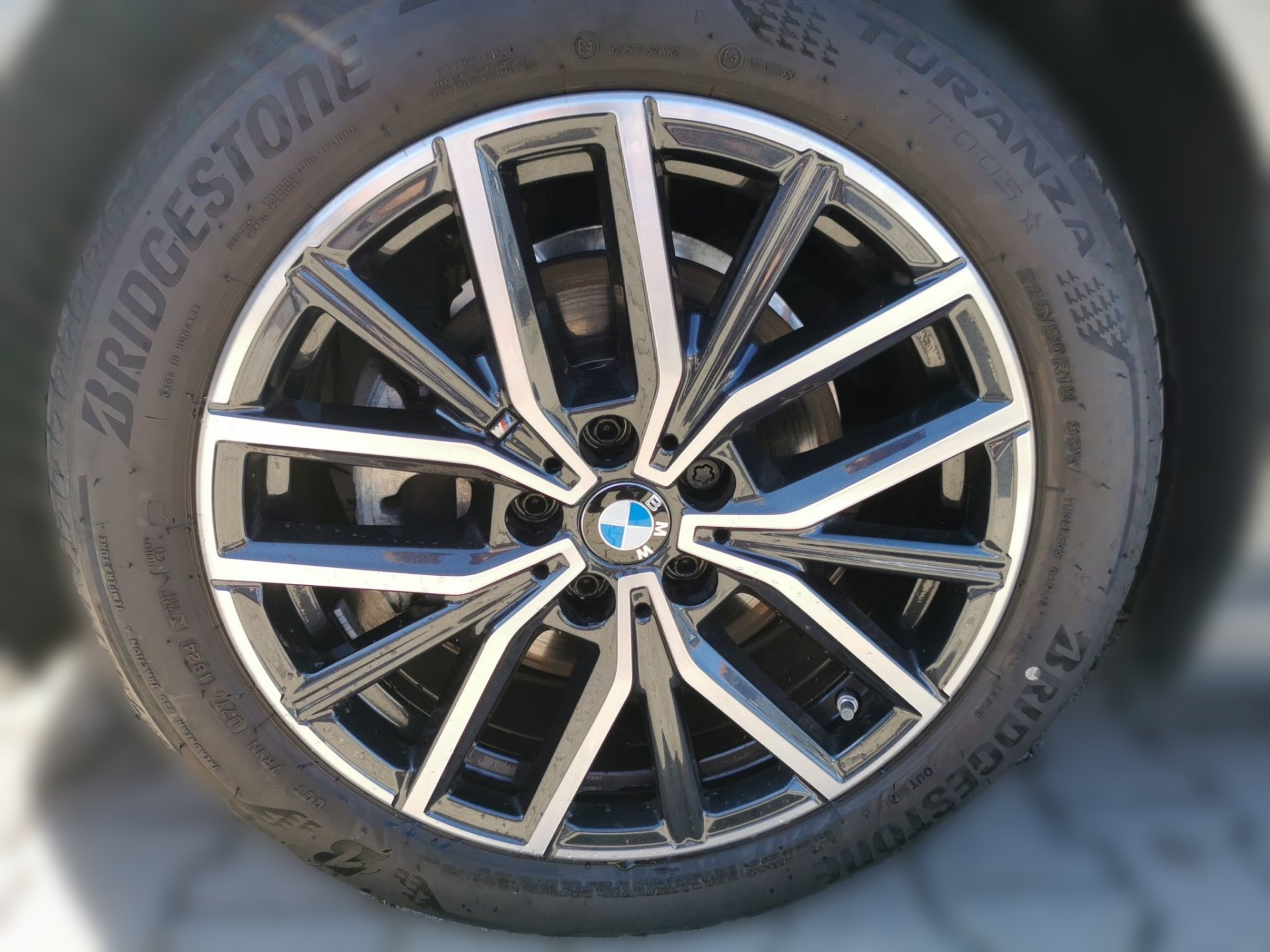 Bild 3 BMW 220i Active Tourer M SPORT LED AHK ACC ParkAss
