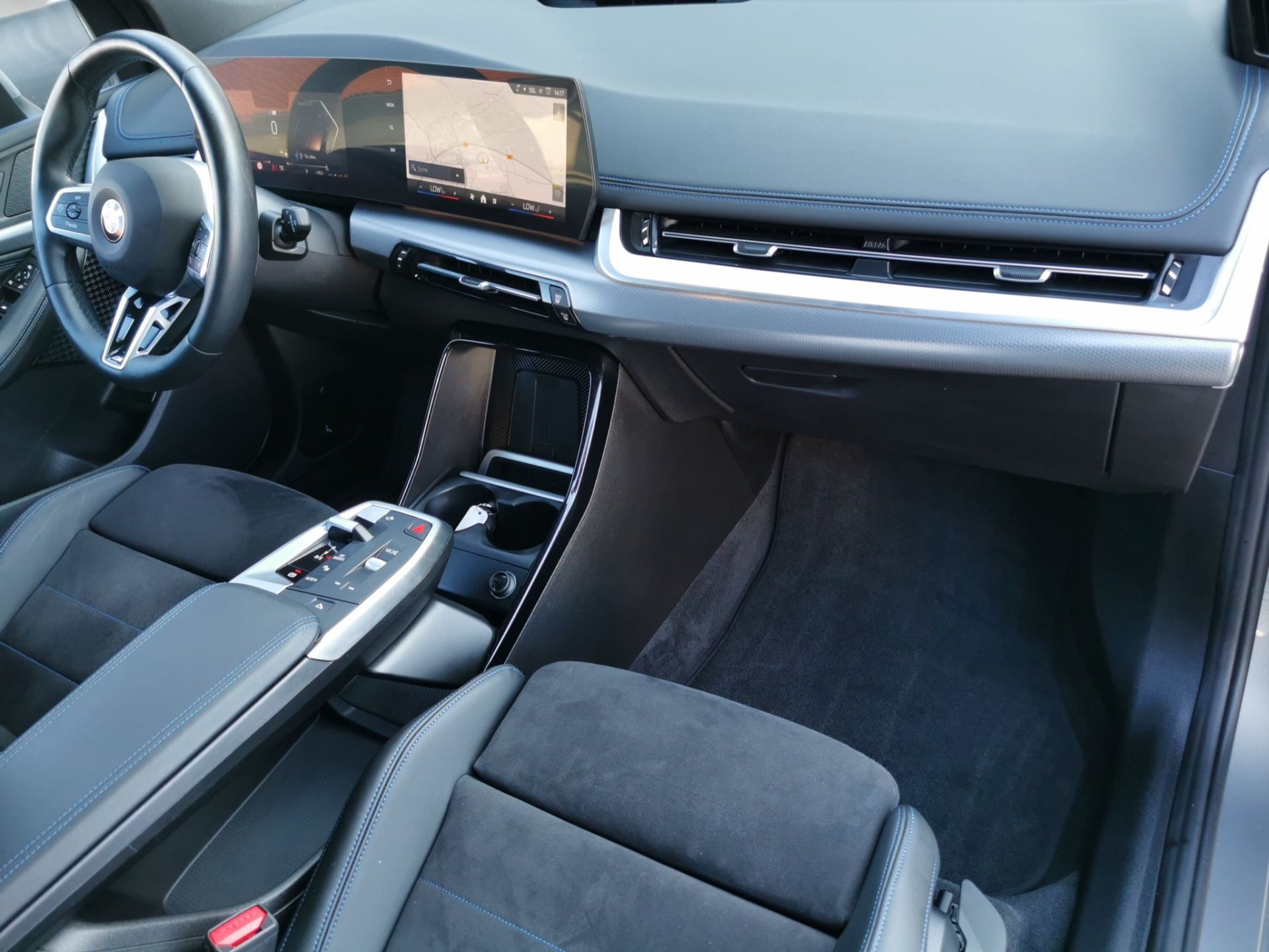 Bild 5 BMW 220i Active Tourer M SPORT LED AHK ACC ParkAss