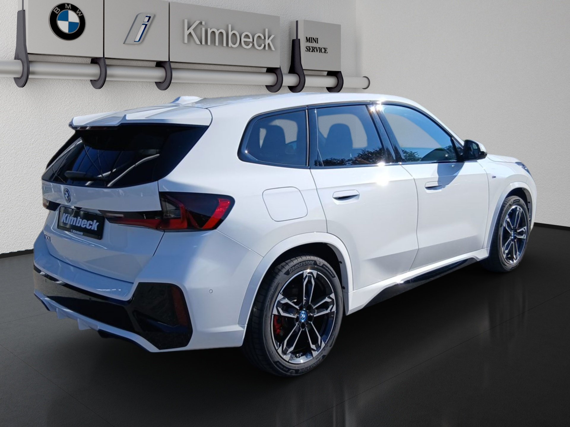 Bild 2 BMW iX1 xDrive30 M SPORT PRO ACC HeadU AHK H&K Lenkhz