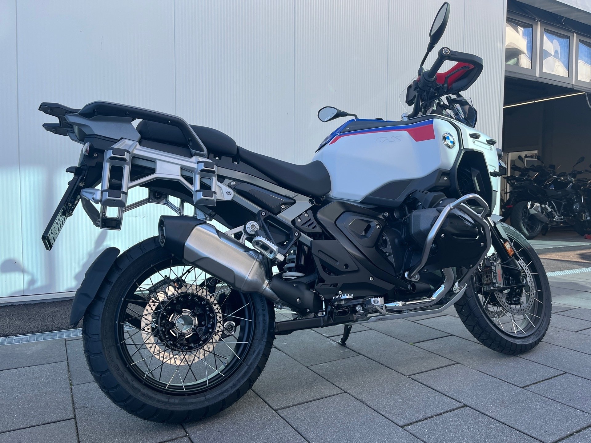 BMW  R 1300 GS Adventure 3 Pakete/Adapt.Höhen/ASA (Bild 10)