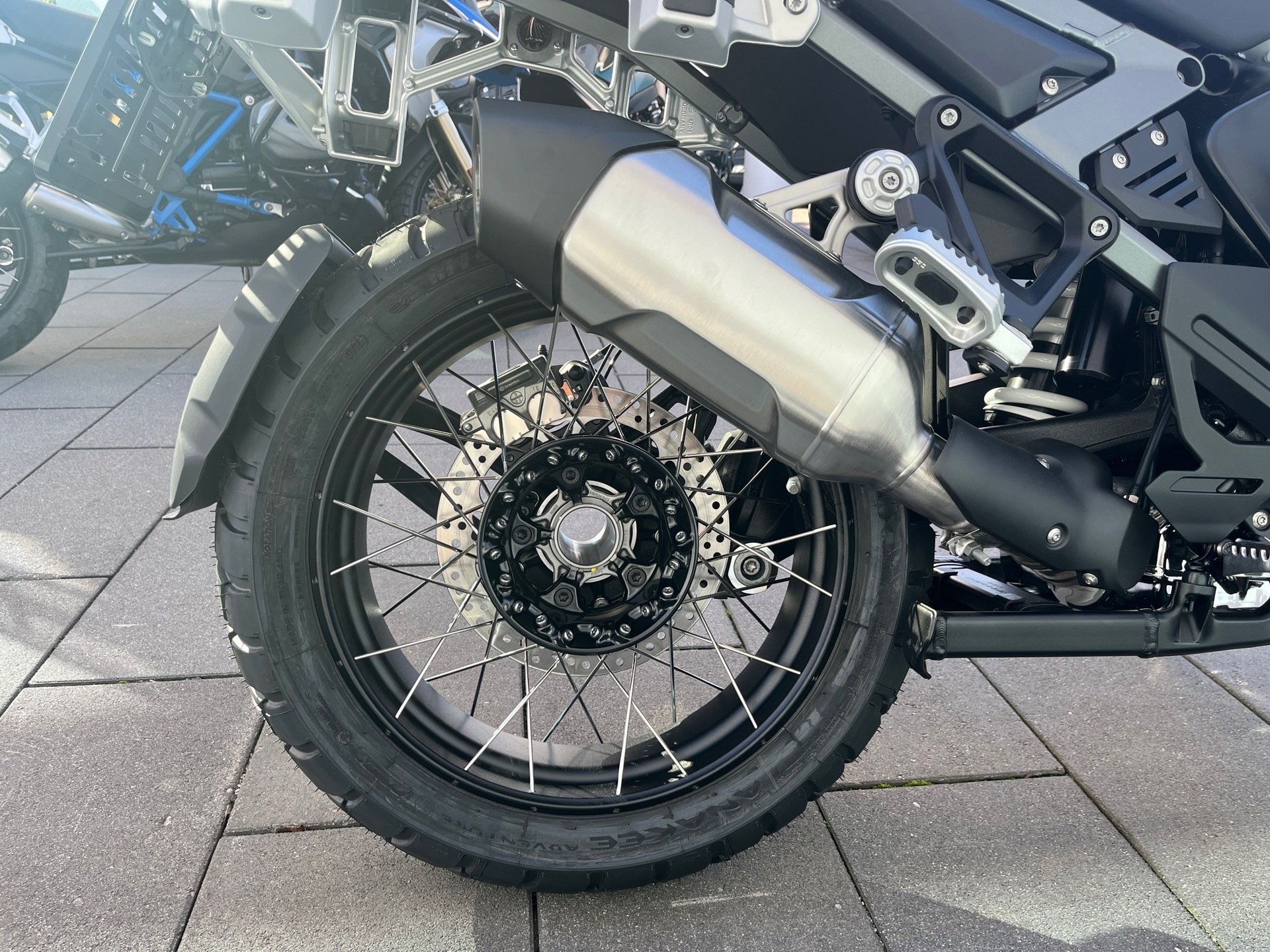 BMW  R 1300 GS Adventure 3 Pakete/Adapt.Höhen/ASA (Bild 13)