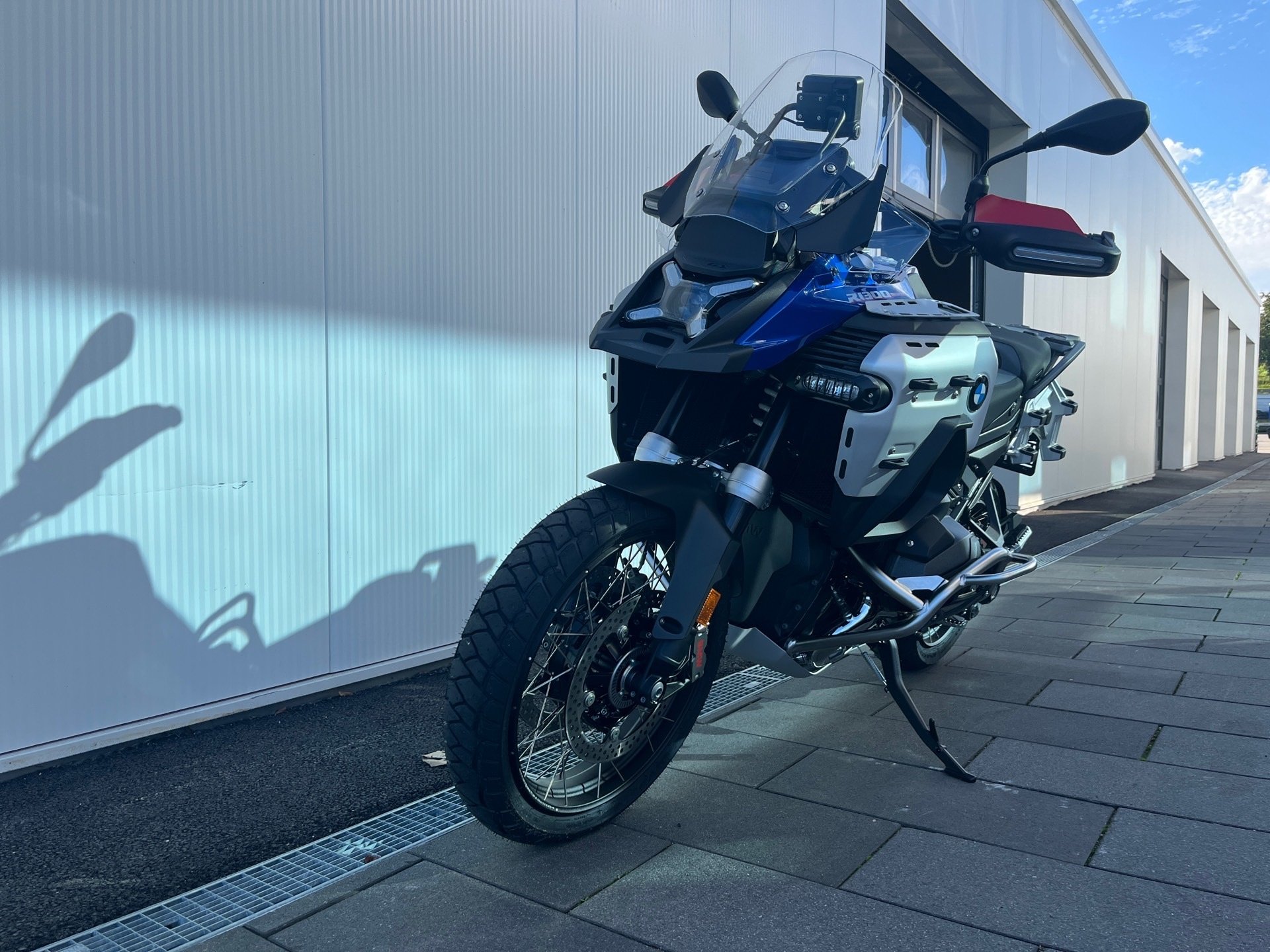 BMW  R 1300 GS Adventure 3 Pakete/Adapt.Höhen/ASA (Bild 4)