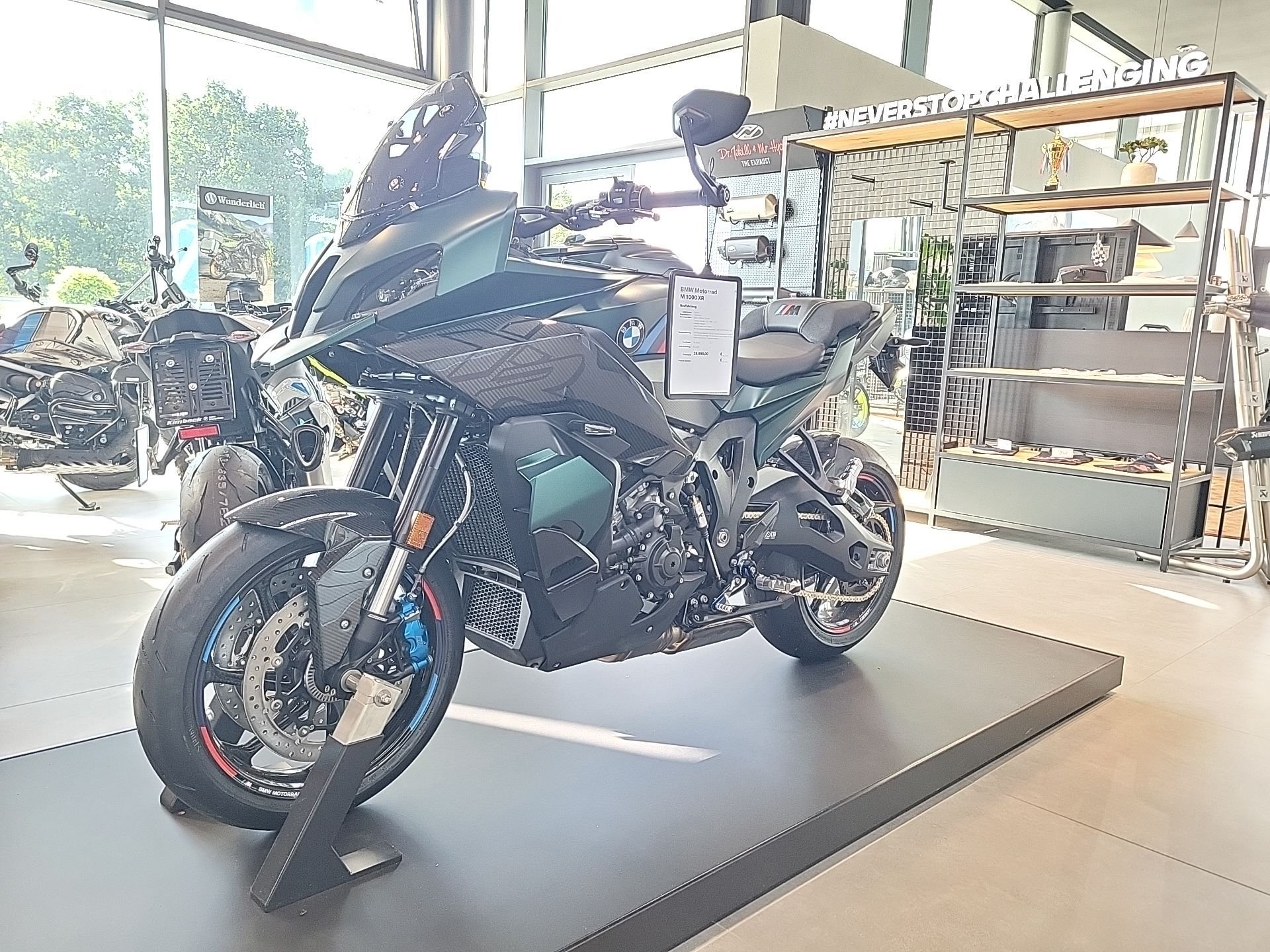 BMW  M 1000 XR Competition Fräßteile / Carbon Paket (Bild 5)