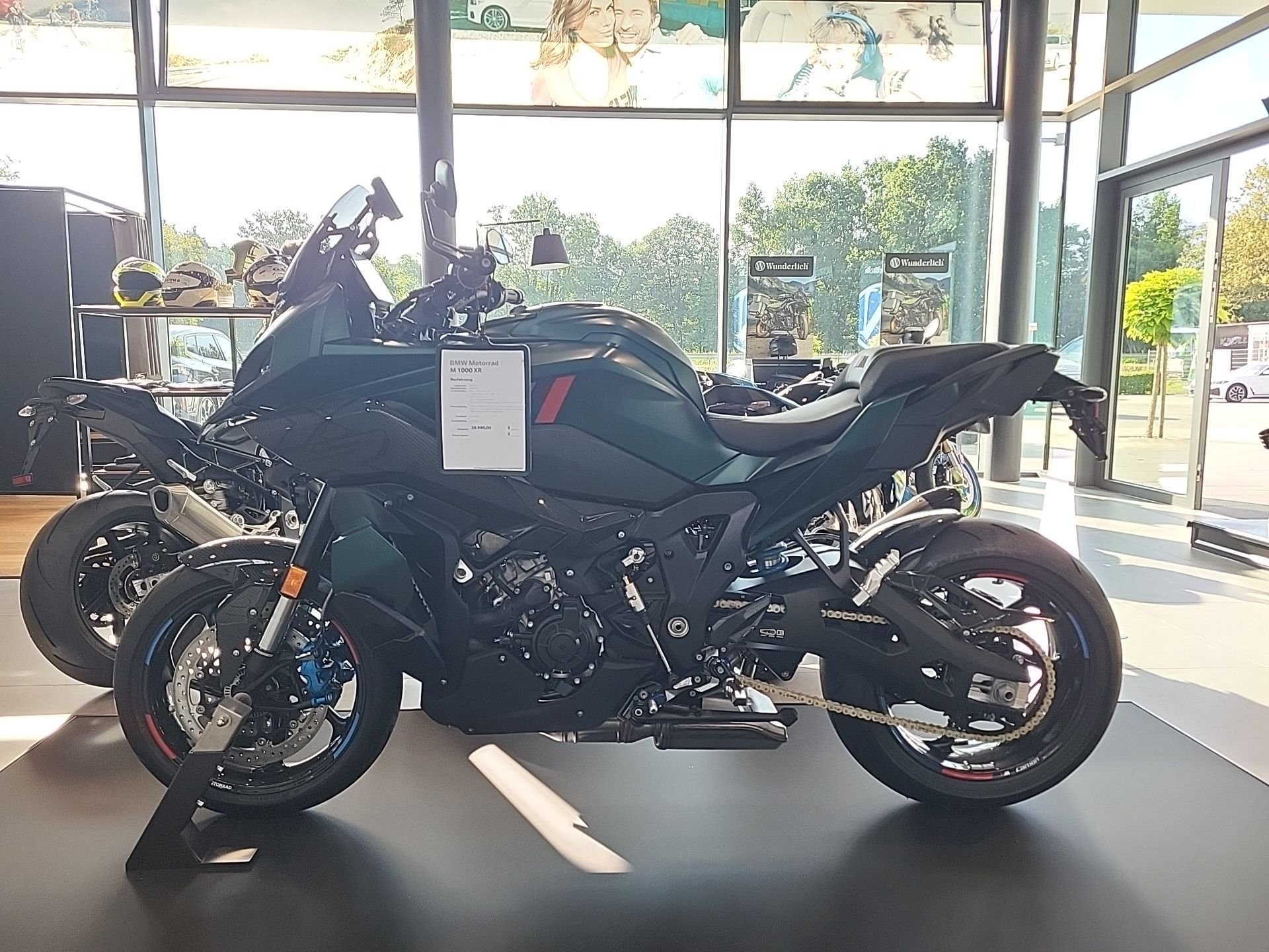BMW  M 1000 XR Competition Fräßteile / Carbon Paket (Bild 6)