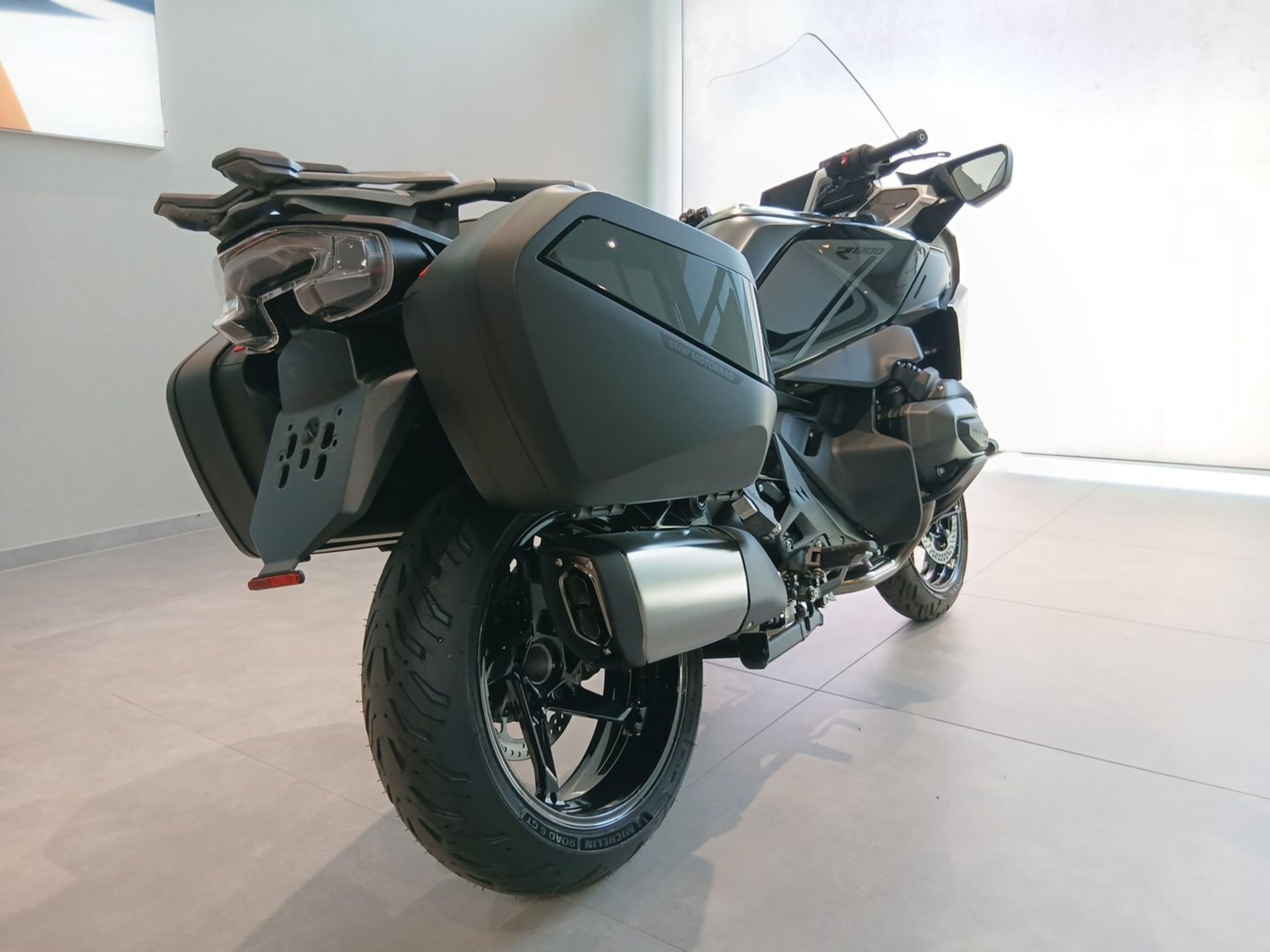 BMW  R 1300 RT Komfort/Dynamic/Innovat/ASA/ (Bild 10)