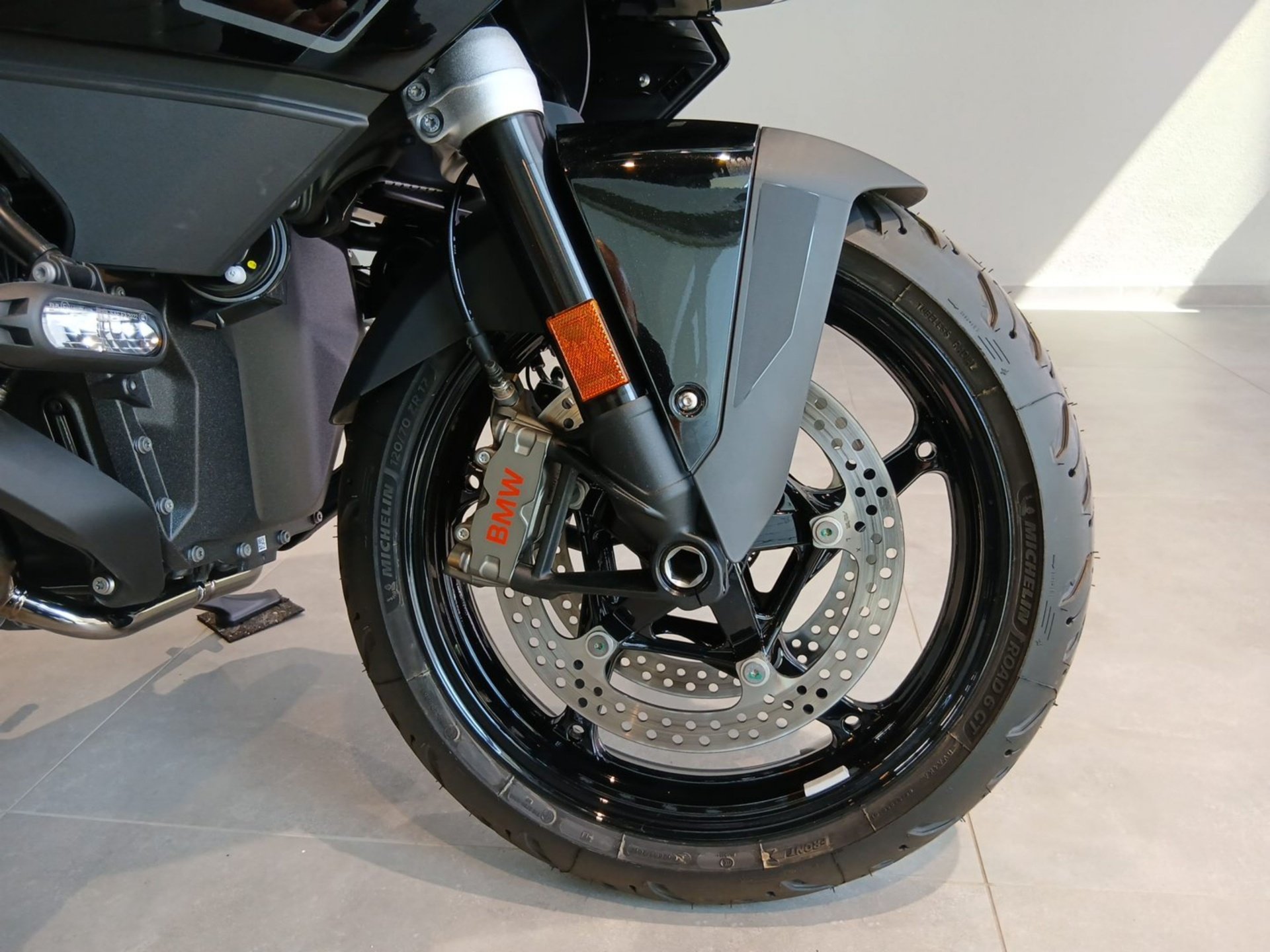 BMW  R 1300 RT Komfort/Dynamic/Innovat/ASA/ (Bild 12)