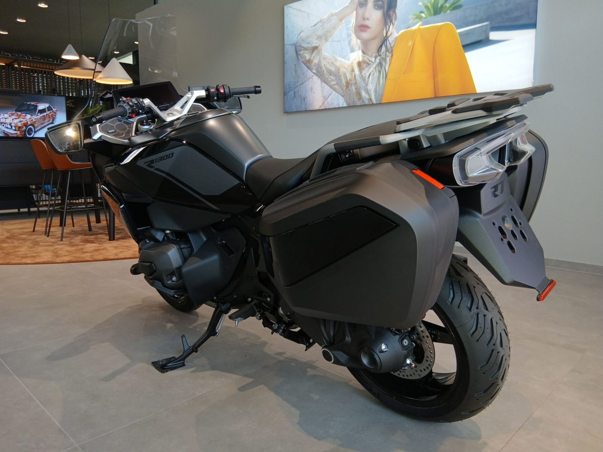 BMW  R 1300 RT Komfort/Dynamic/Innovat/ASA/ (Bild 7)