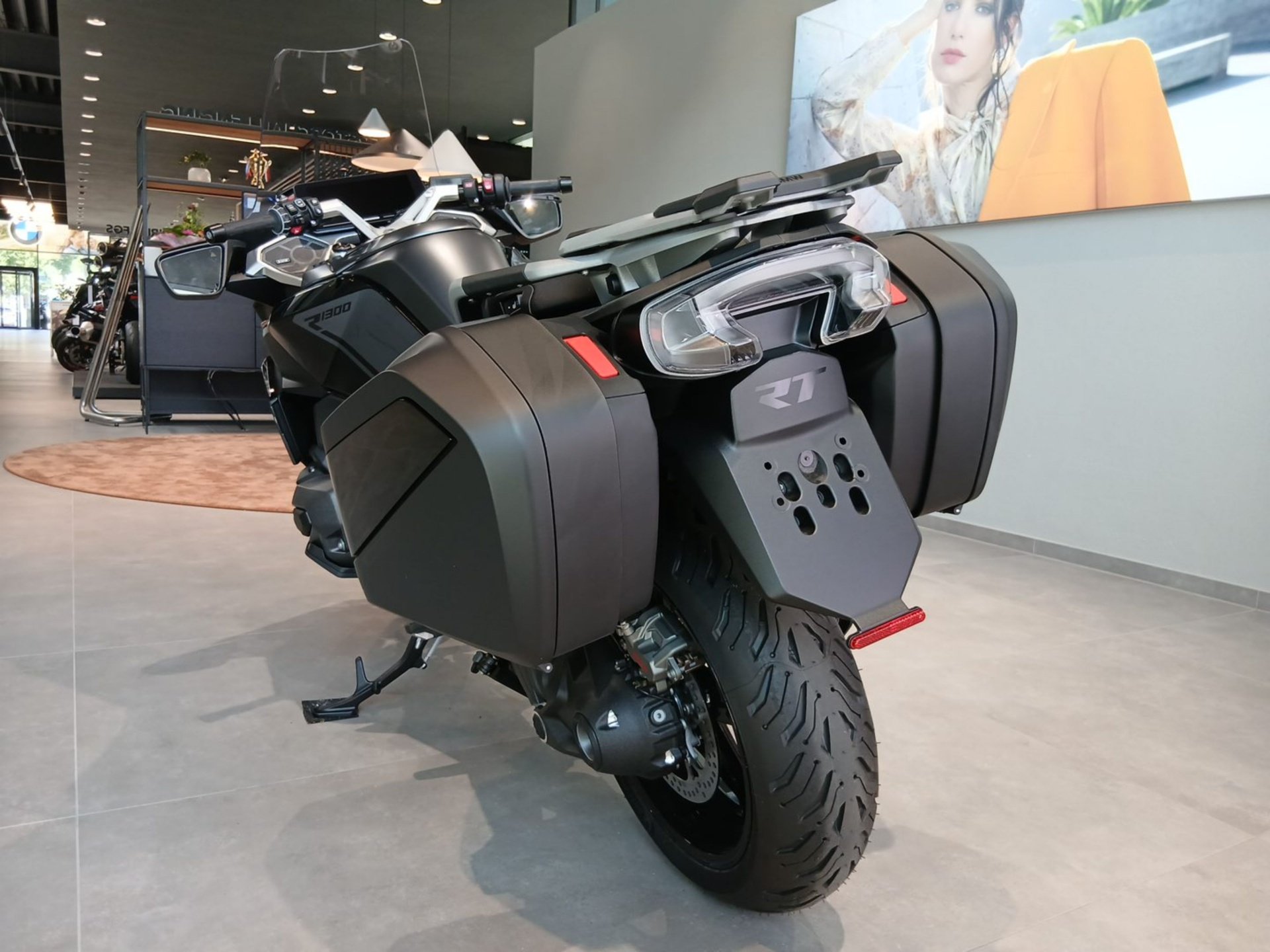 BMW  R 1300 RT Komfort/Dynamic/Innovat/ASA/ (Bild 8)