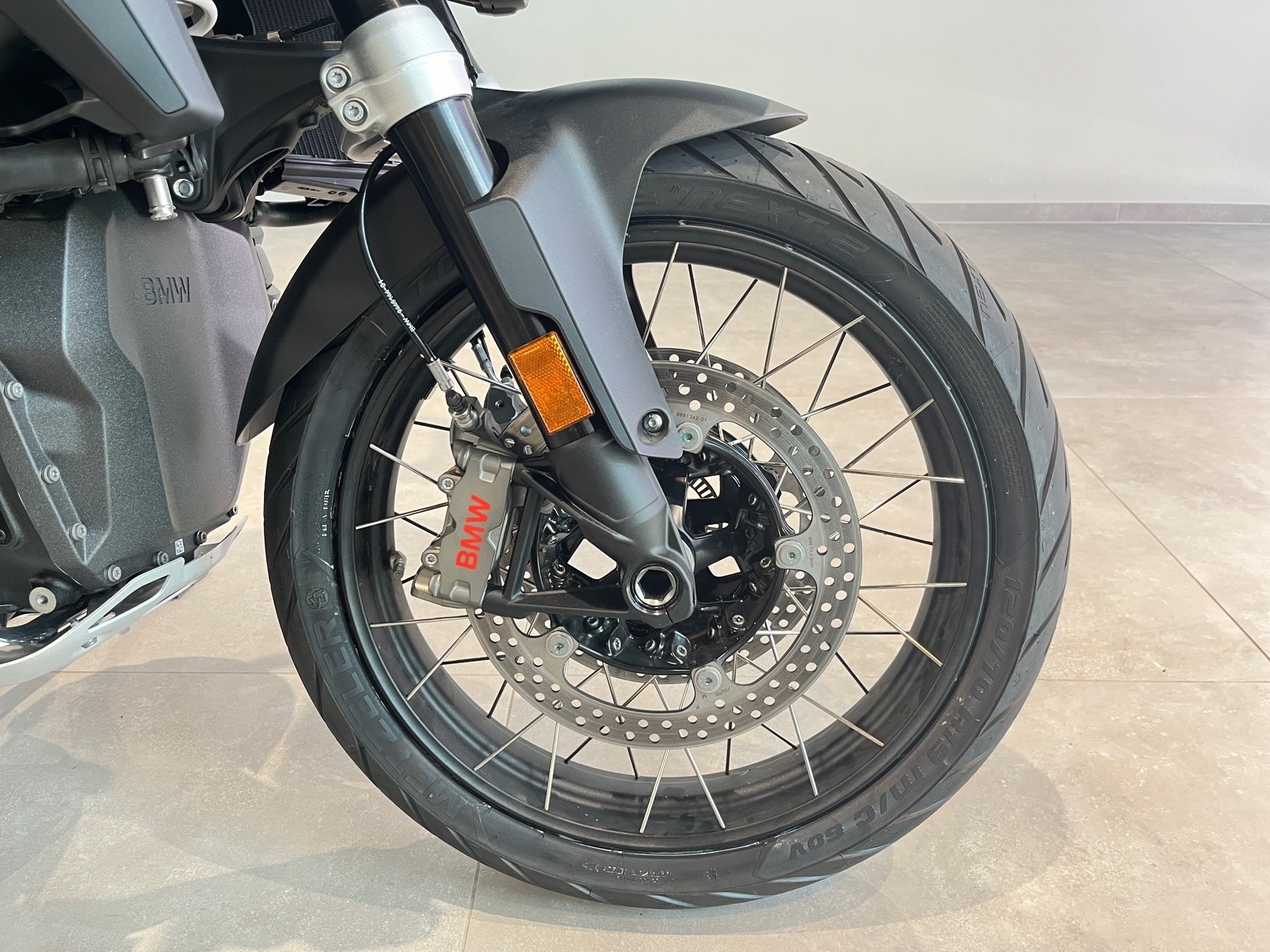 BMW  R 1300 GS Opt.719 Biscaya 4.Pakete/Adap.Höhenreg/ (Bild 12)