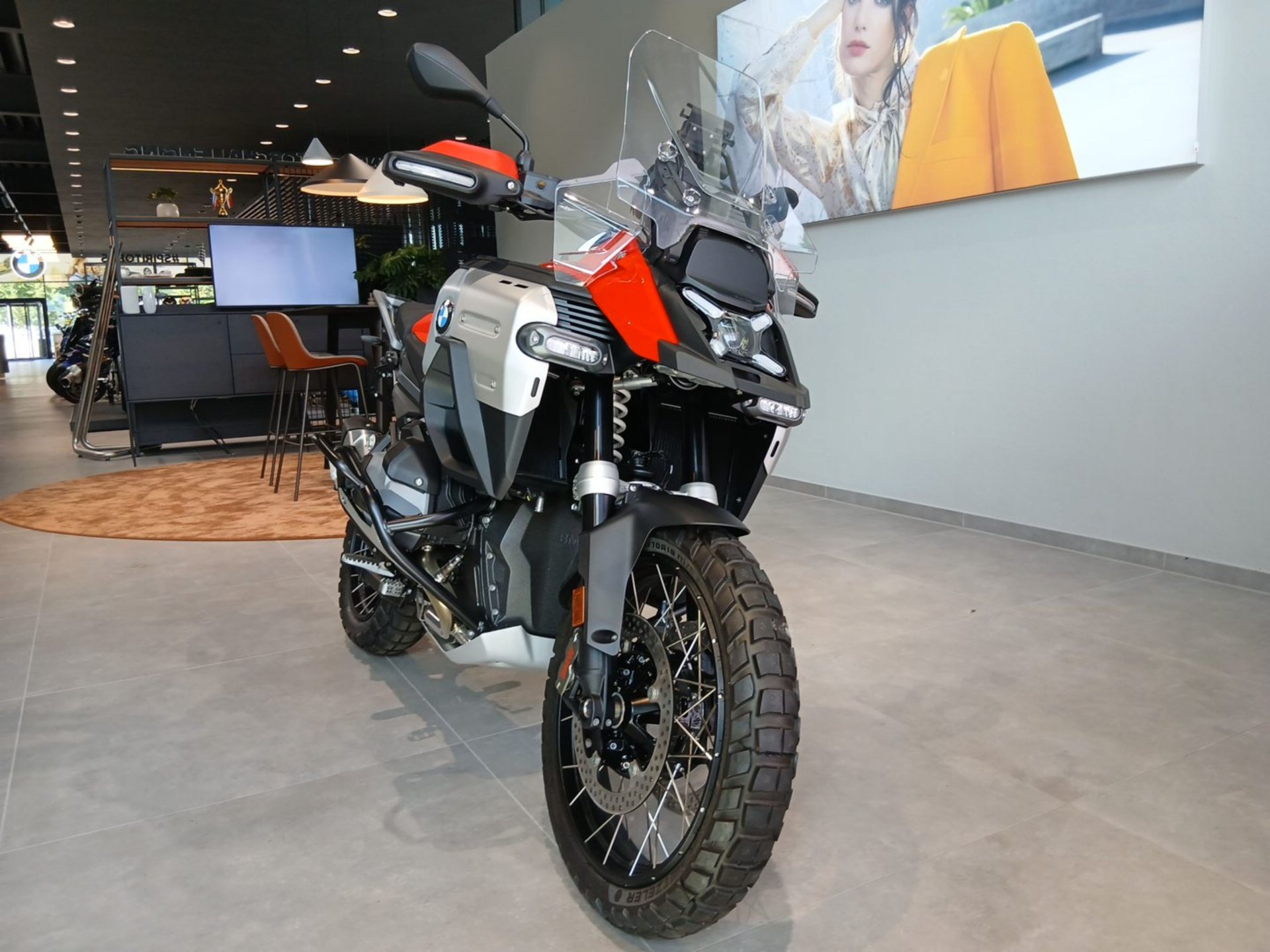 BMW  R 1300 GS Adventure Tour/Dyna/Adap.Höh 2.KM NEU (Bild 3)