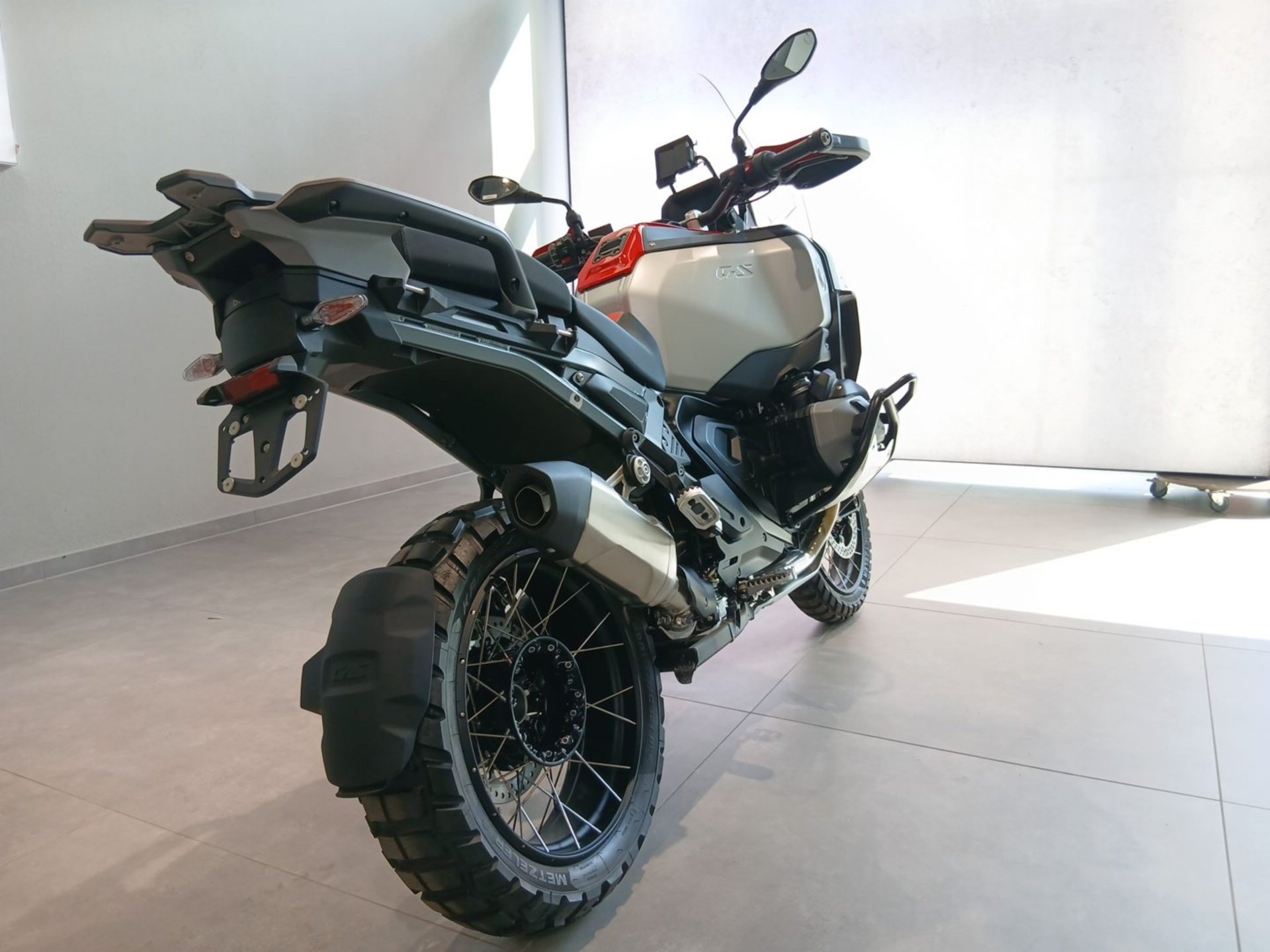 BMW  R 1300 GS Adventure Tour/Dyna/Adap.Höh 2.KM NEU (Bild 9)
