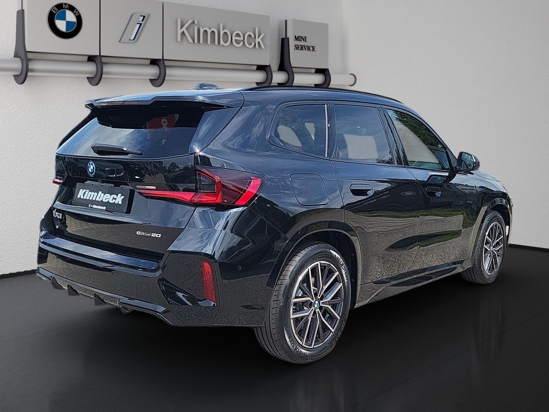 BMW iX1 eDrive20 M SPORT LED ACC AHK ParkAss KeyLess iX1 eDrive20 M SPORT LED ACC AHK ParkAss KeyLess (Bild 2)