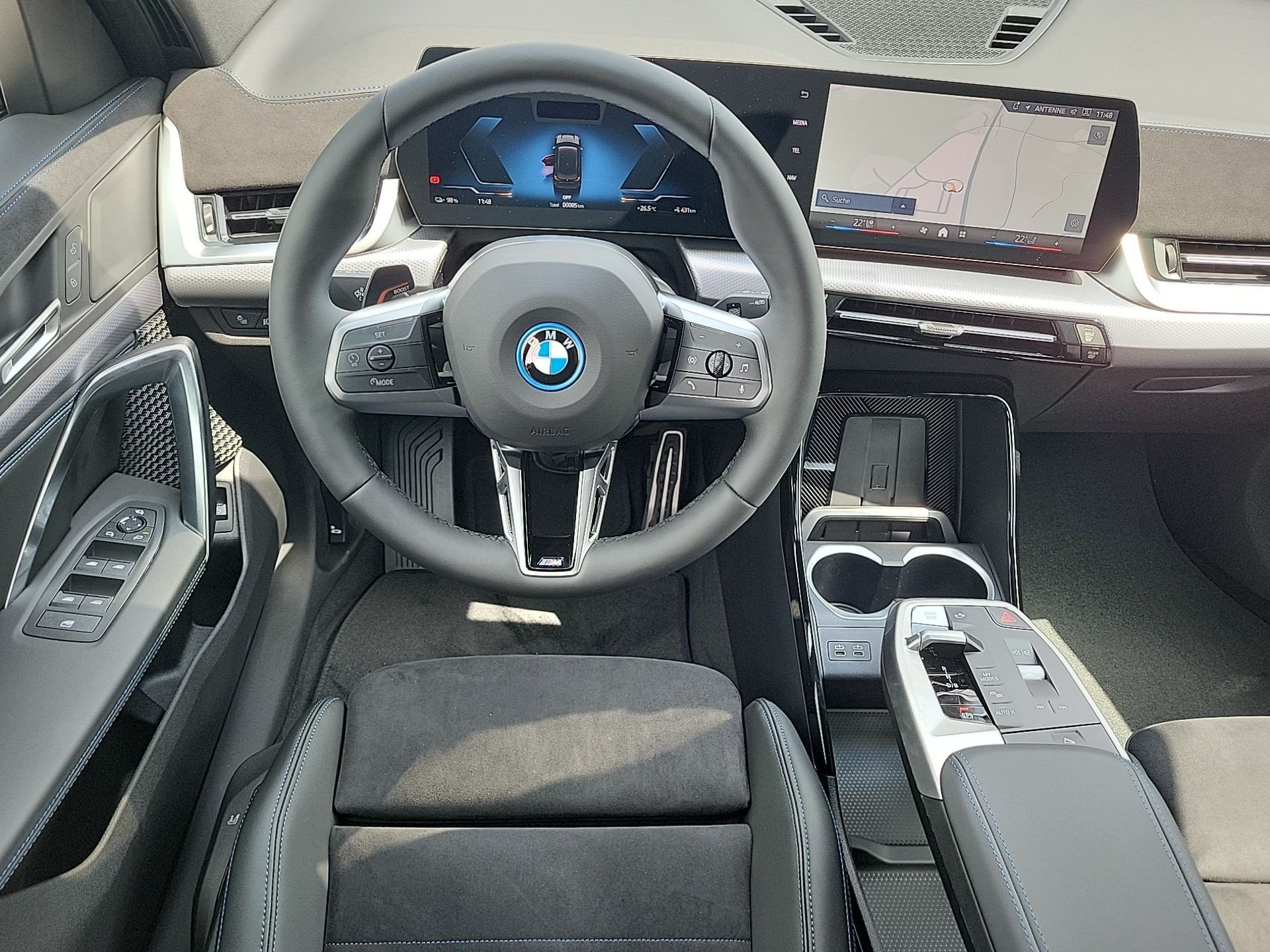 BMW iX1 eDrive20 M SPORT LED ACC AHK ParkAss KeyLess iX1 eDrive20 M SPORT LED ACC AHK ParkAss KeyLess (Bild 6)
