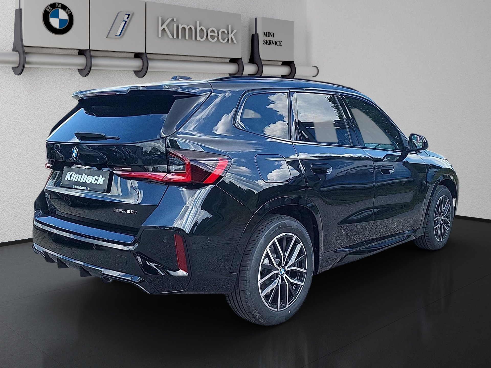 BMW X1 X1 sDrive20i M SPORT LED AHK ACC KeyLess ParkAss (Bild 3)