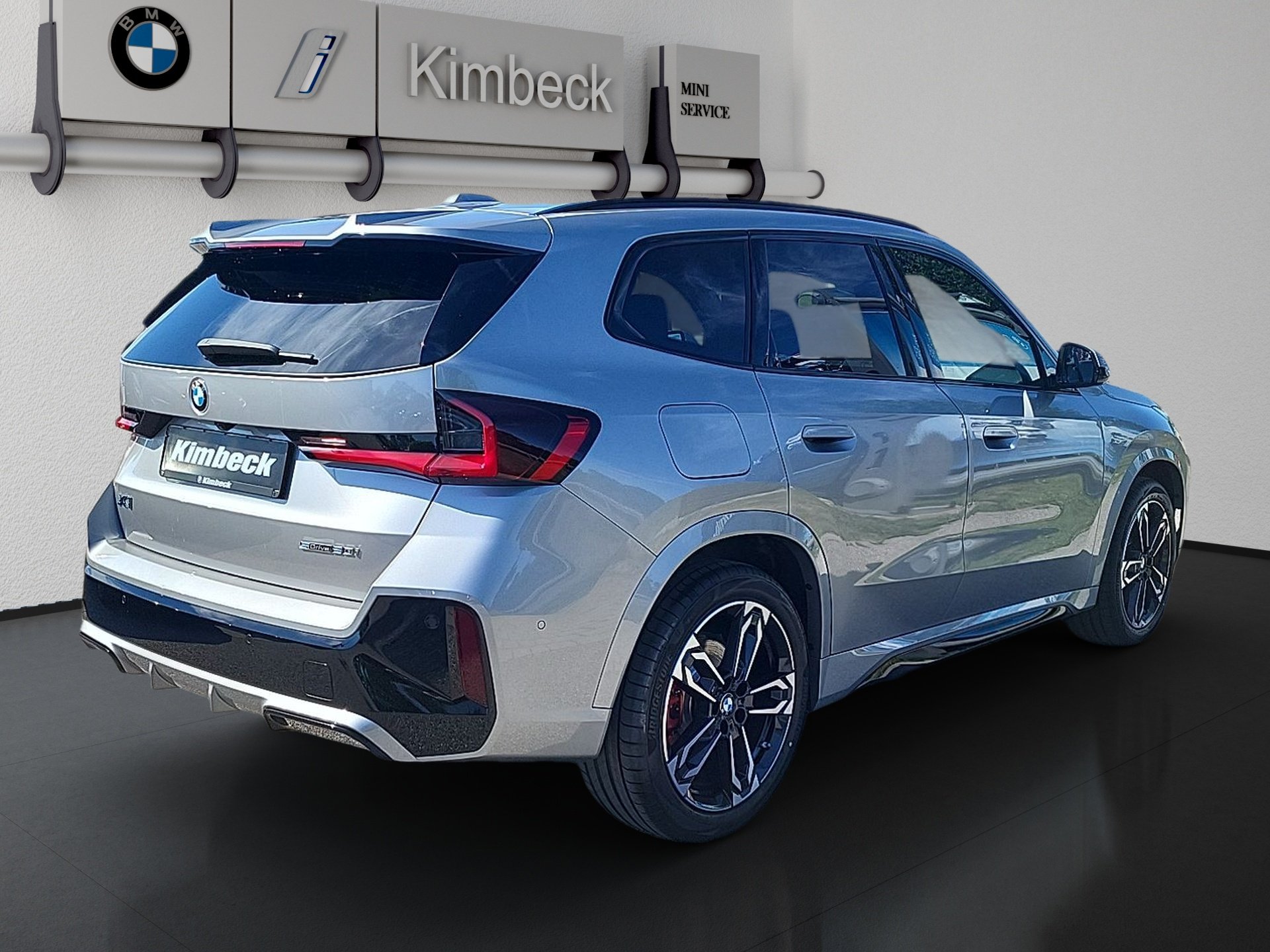 BMW X1 X1 sDrive20i M SPORT PRO LED AHK ACC ParkAss KeyL (Bild 3)